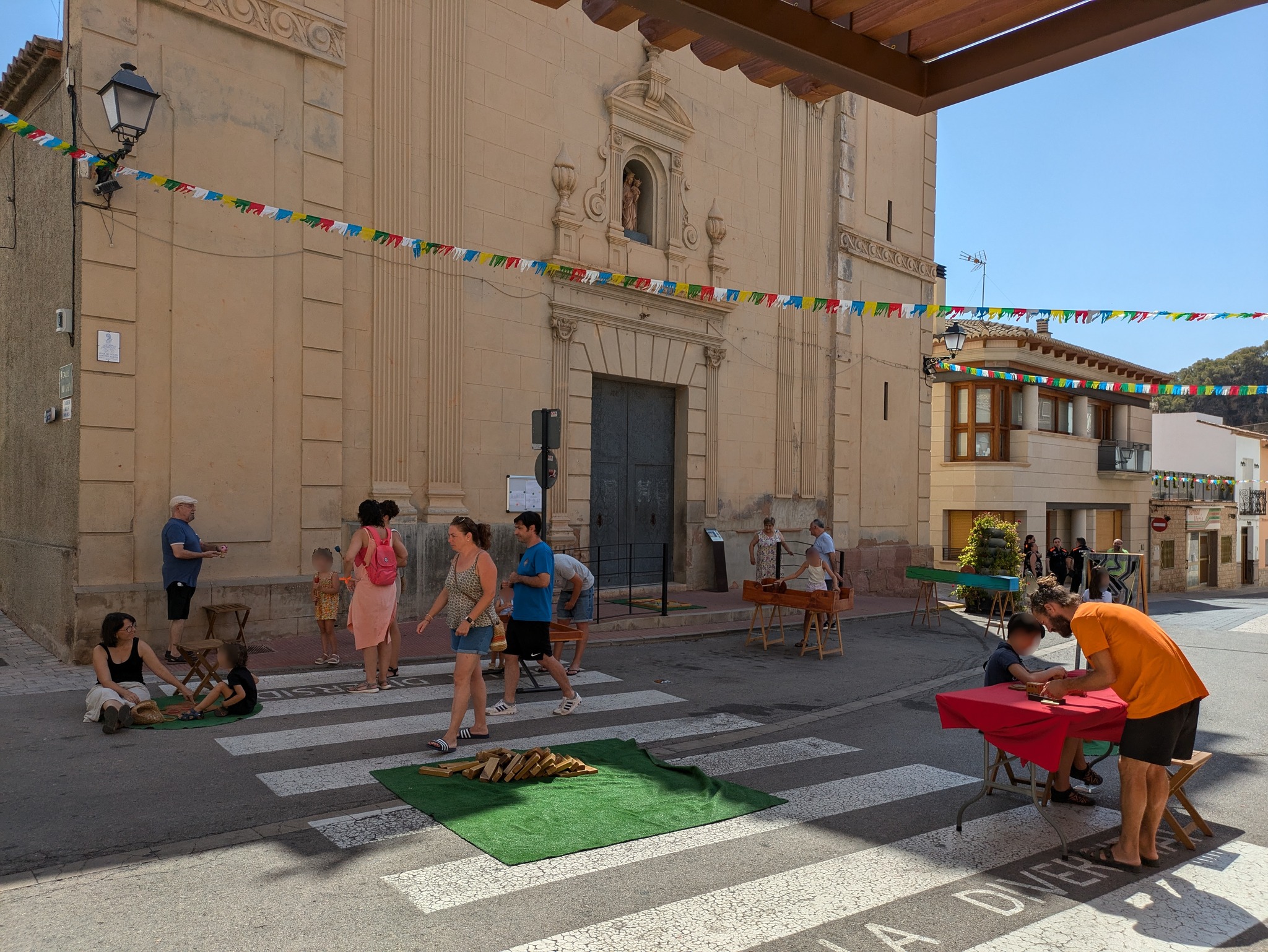Ludoteca juegos de madera Olocau 2