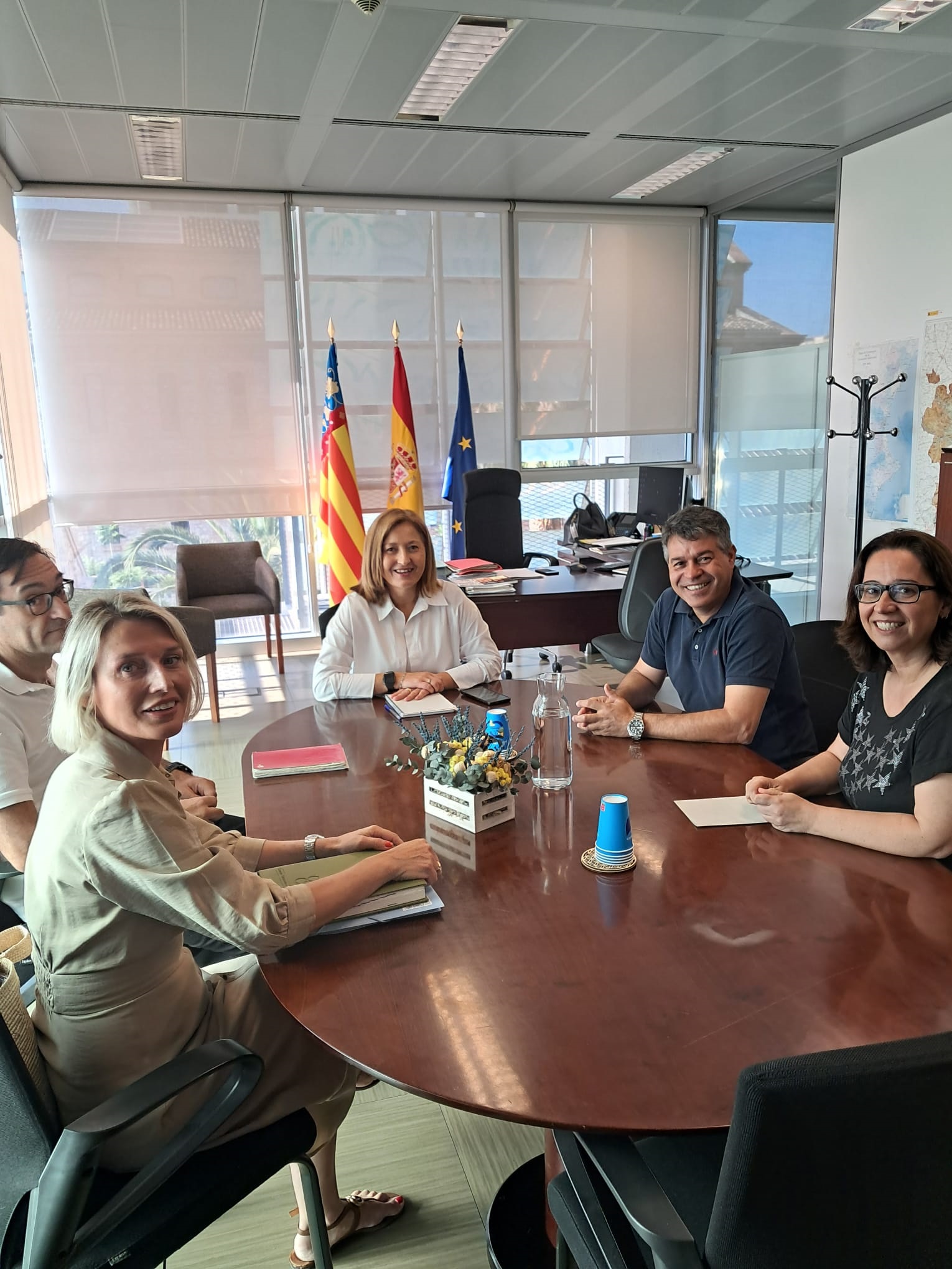 Reuni&oacute;n Antonio Ropero Rosa M&ordf; Tour&iacute;s Olocau