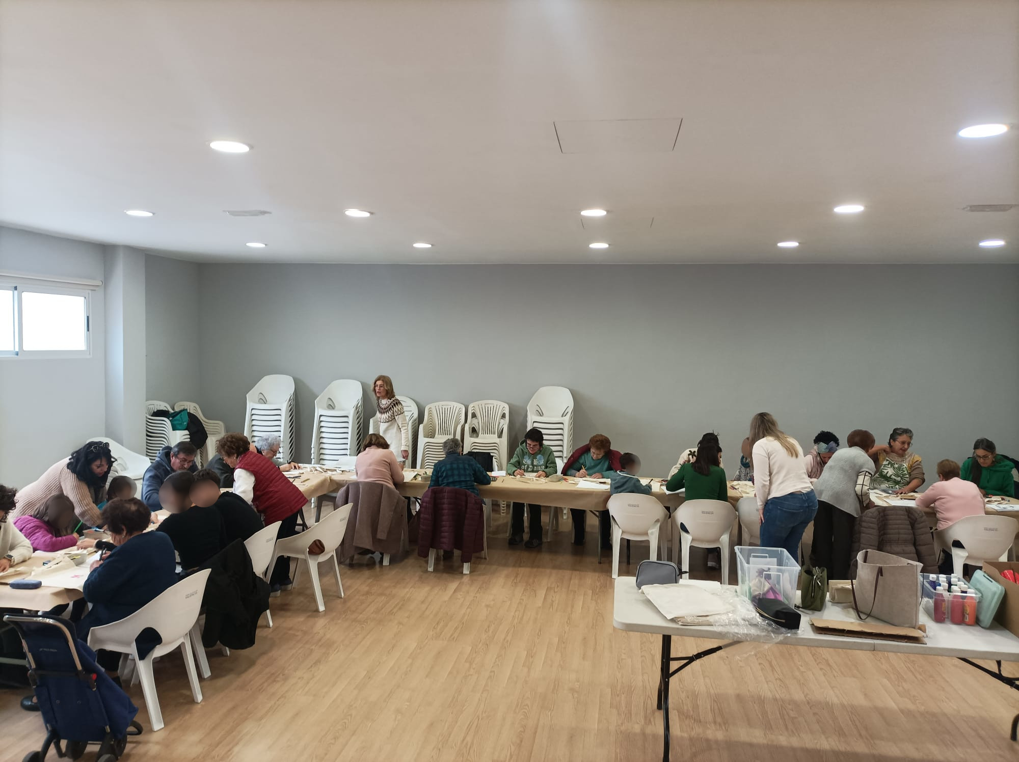 Taller bolsas tela igualdad Olocau 1