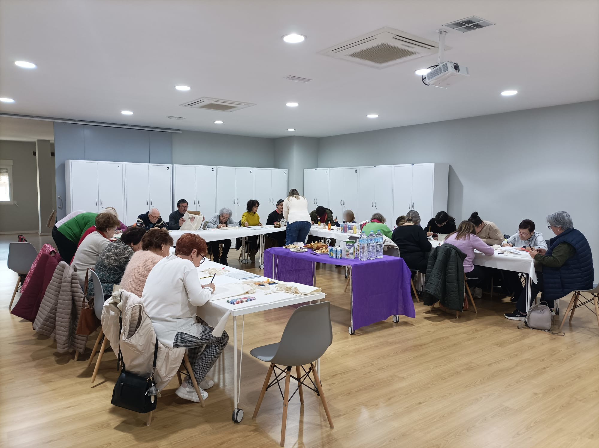 Taller bolsas tela igualdad Olocau 2