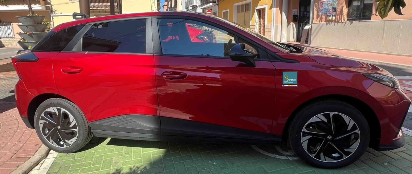 Nuevo coche el&eacute;ctrico Servicios Sociales Olocau 2