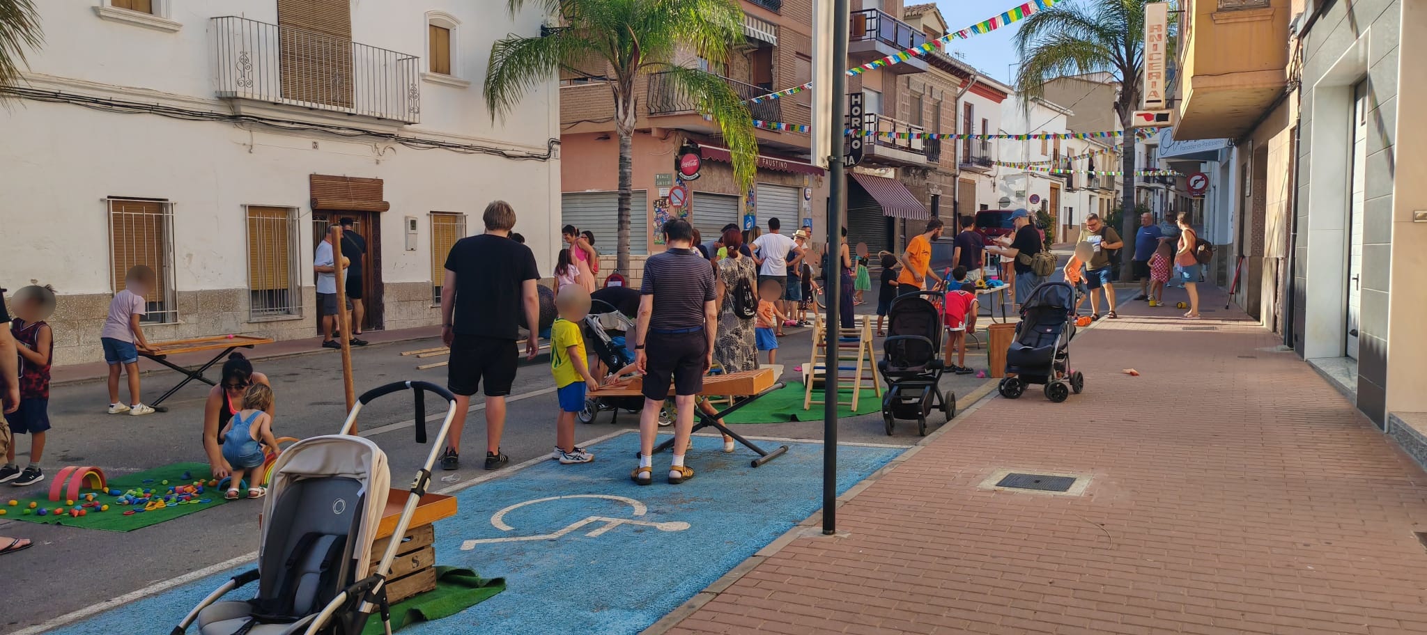 Ludoteca de circo y malabares Olocau 1