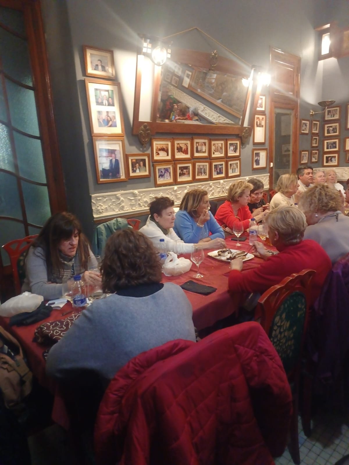 Excursió a València i la visita a l'IVAM Olocau 2