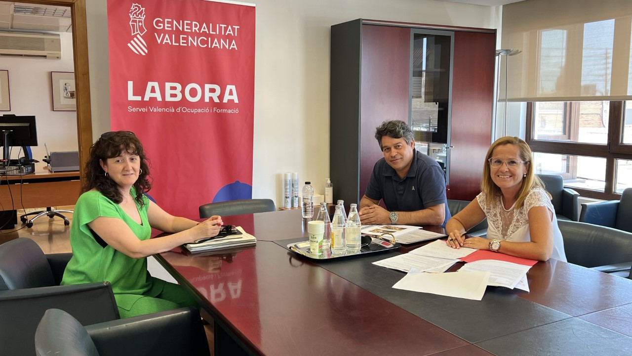 Foto reuni&oacute;n curso piedra en seco Olocau