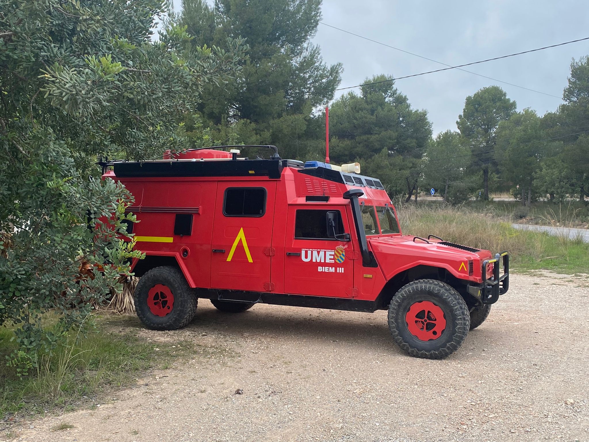 Ejercicios instrucci&oacute;n contra incendios UME y III Batall&oacute;n de Intervenci&oacute;n en Emergencias en Olocau