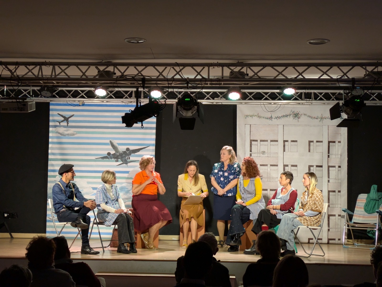 Olocau disfruta de la obra &lsquo;Las que tiran del carro&rsquo; 2