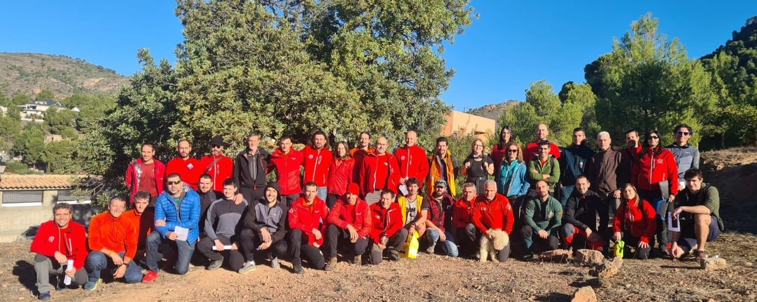 Foto simulacro rescate Cova del Cavall Olocau - 1