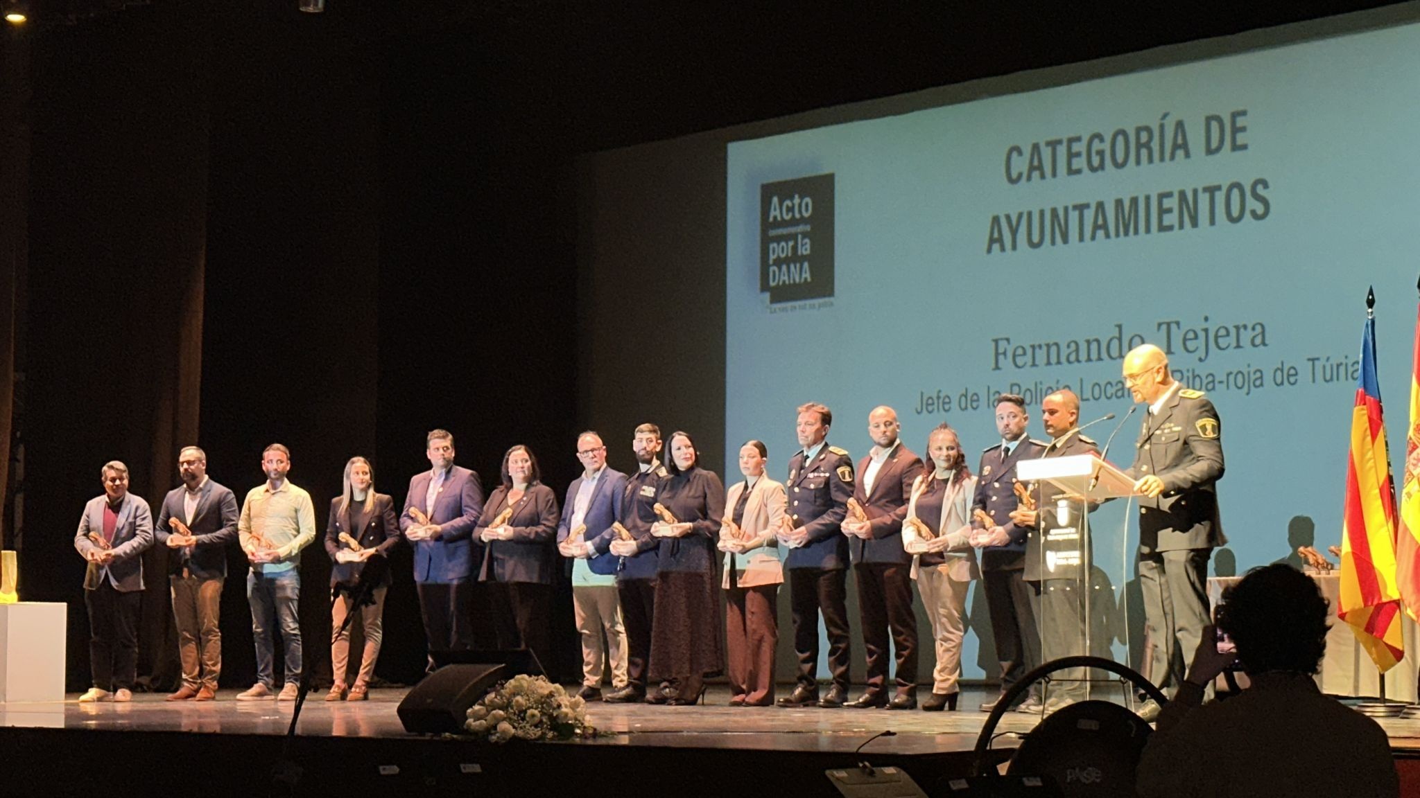 Acto La veu de tot un poble Riba-roja de T&uacute;ria Olocau 2