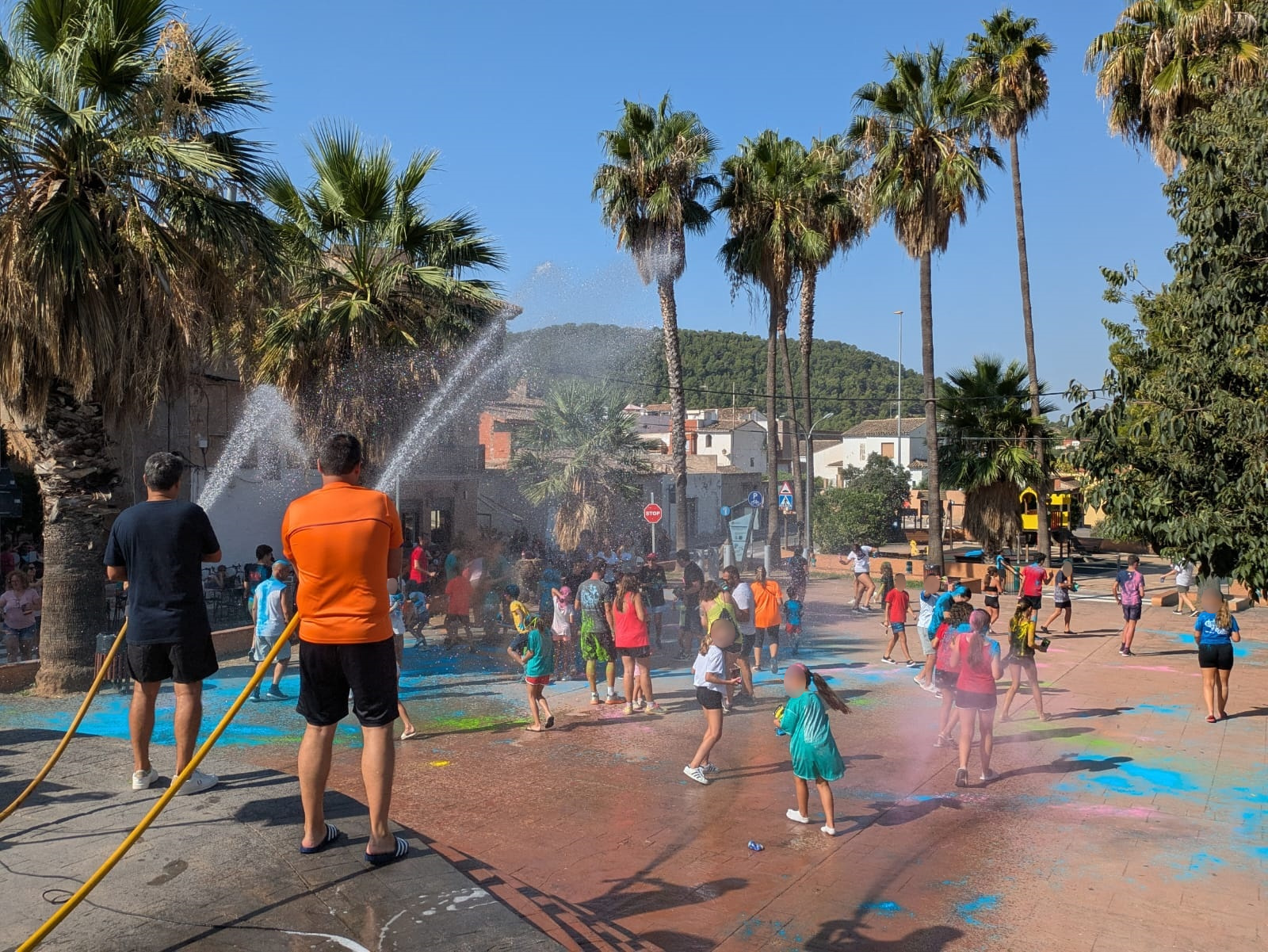 Volta a Olocau y Holi Fest 2