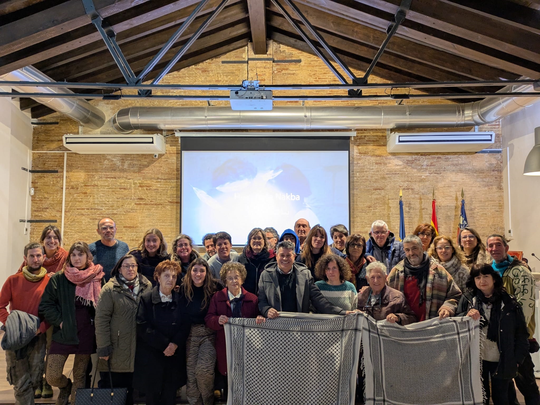 Videof&oacute;rum sobre Palestina de la asociaci&oacute;n Per un OLOCAU VIU 1