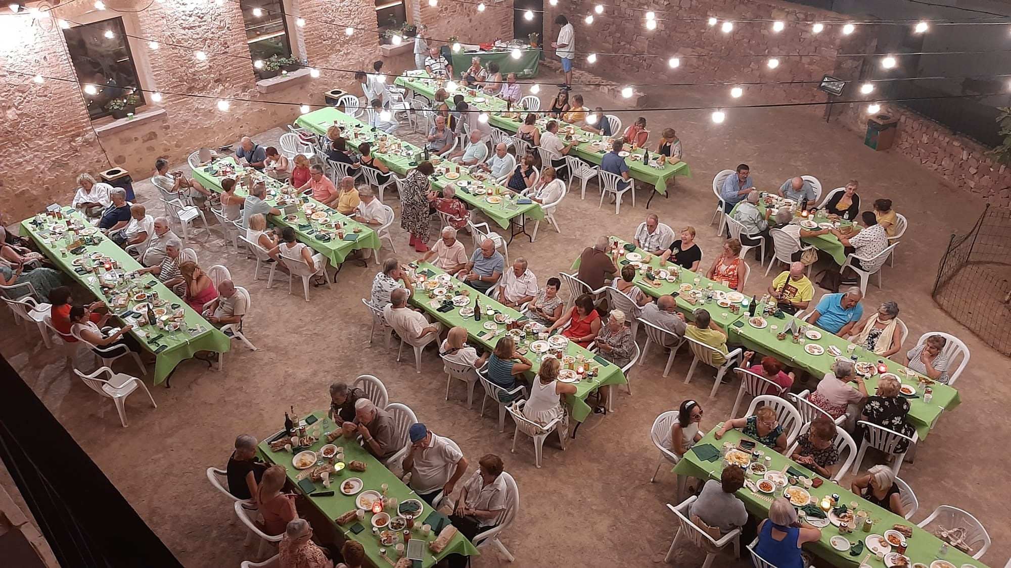 Cena ben&eacute;fica a favor de la investigaci&oacute;n contra el c&aacute;ncer 2024 Olocau