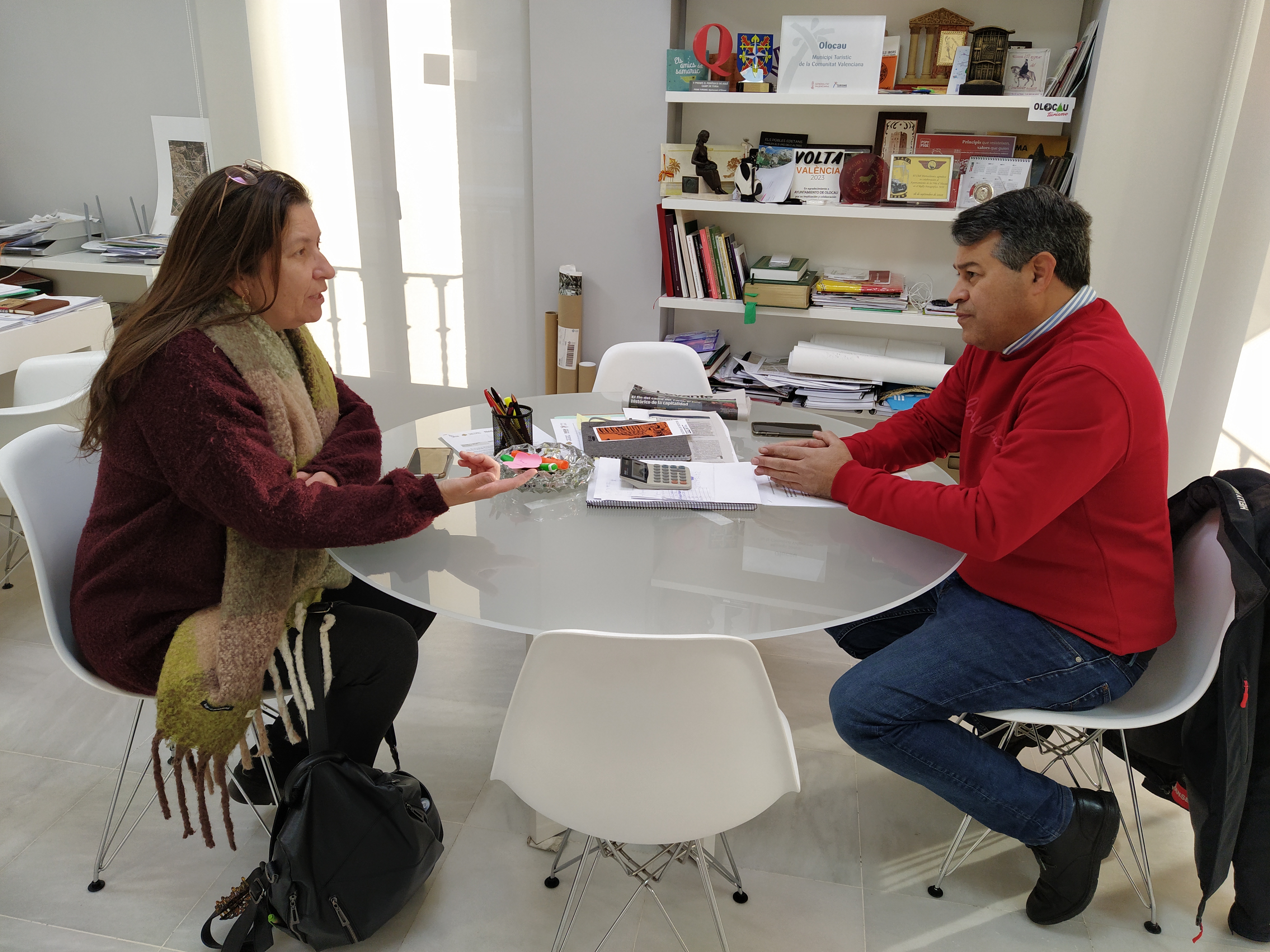 Foto reunión Delegada de la Rectora de la UV para el Programa Universitat - Societat Olocau