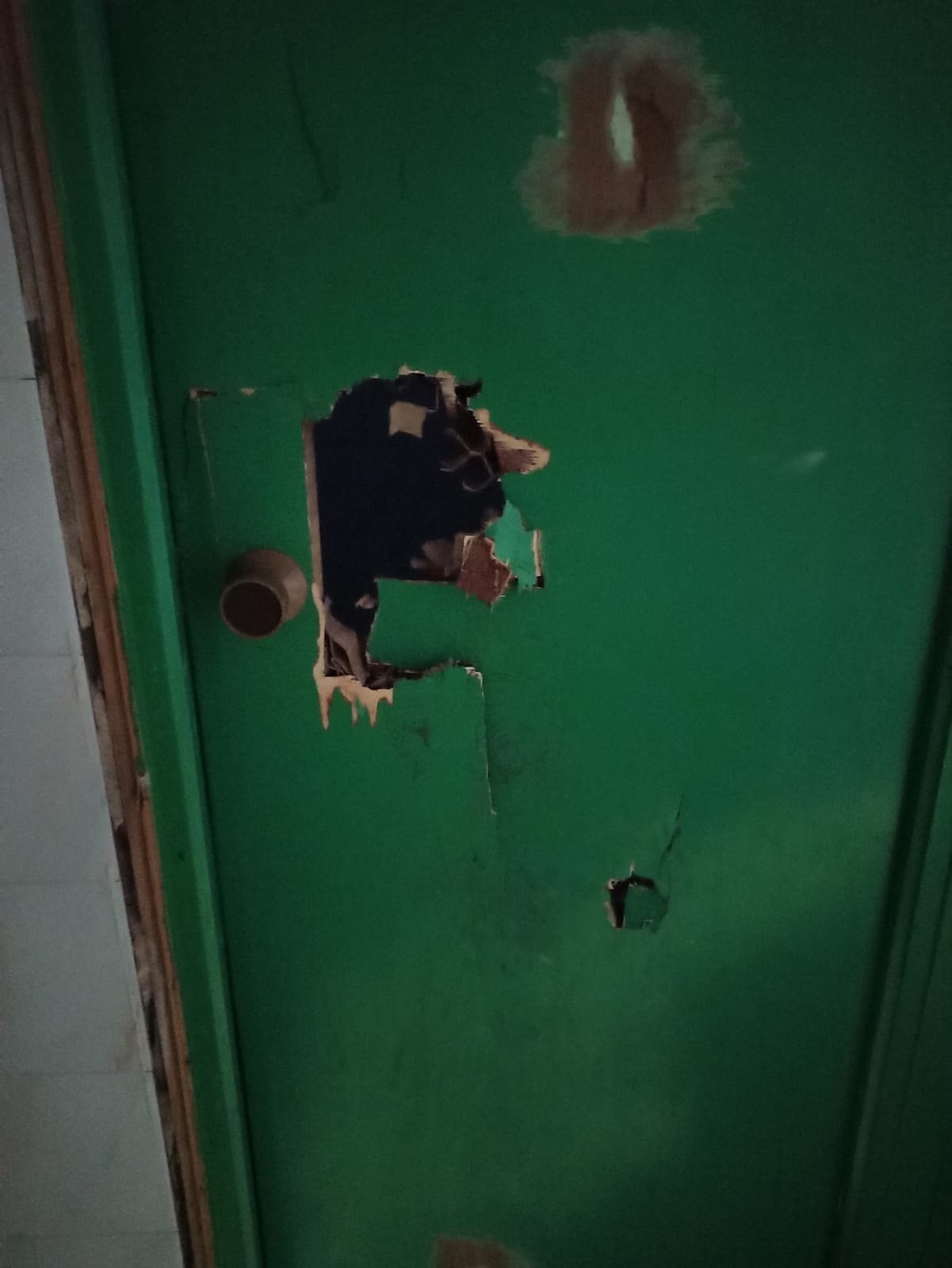 Actos vandálicos baños Polideportivo Municipal (febrero 2025)