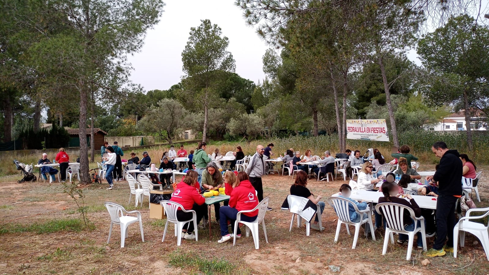 Taller de cometas de hilo Pedralvilla 2026 Olocau 1