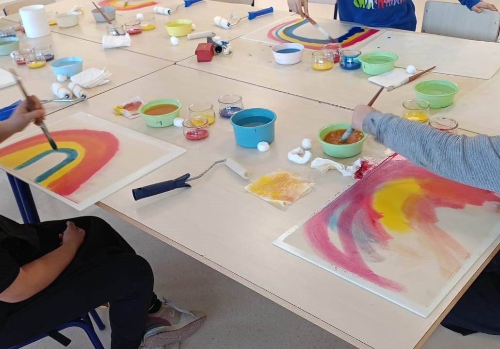 Atelier gratu&iuml;t de pintura per a xiquets i xiquetes Olocau 1