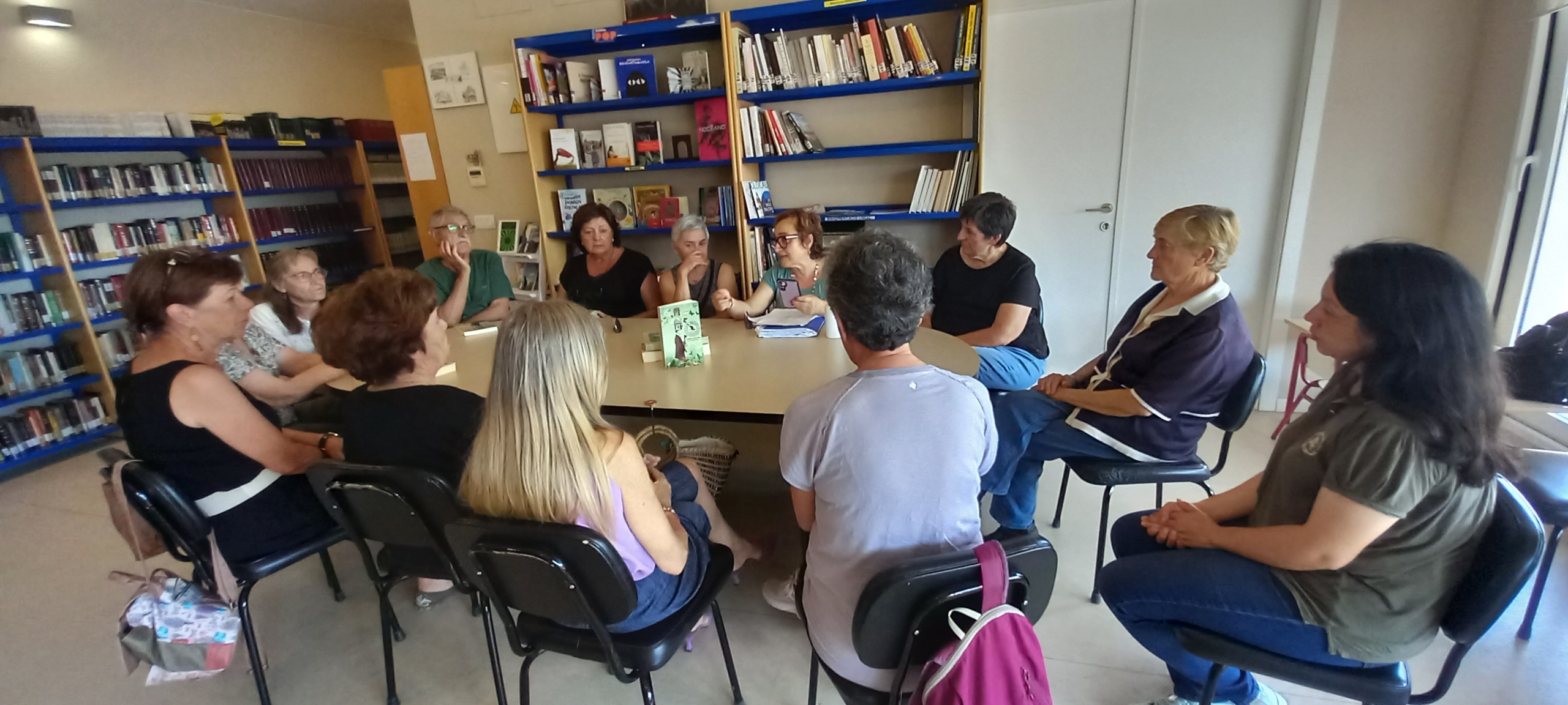 Club de Lectura Olocau junio 2025