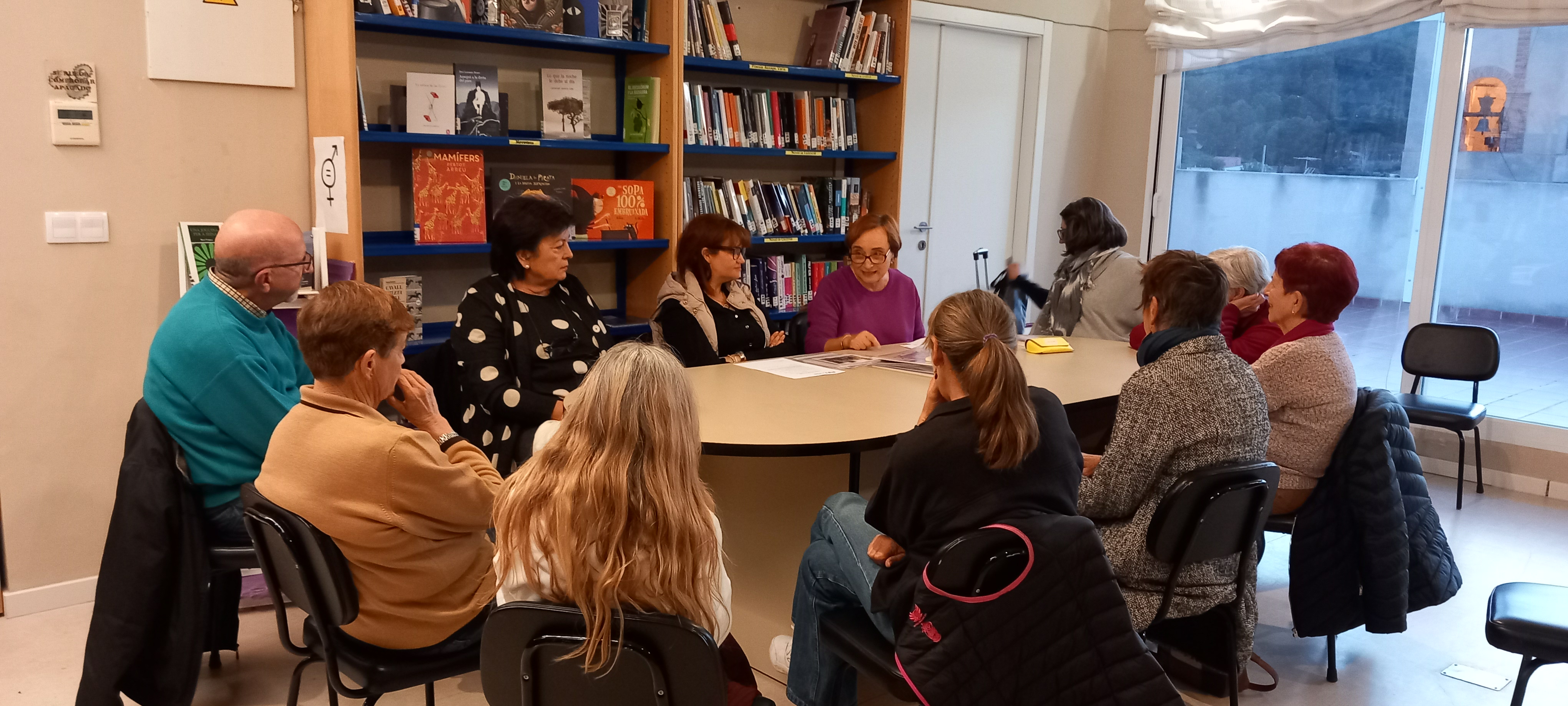 Encuentro Carme Cardona Biblioteca Olocau 1