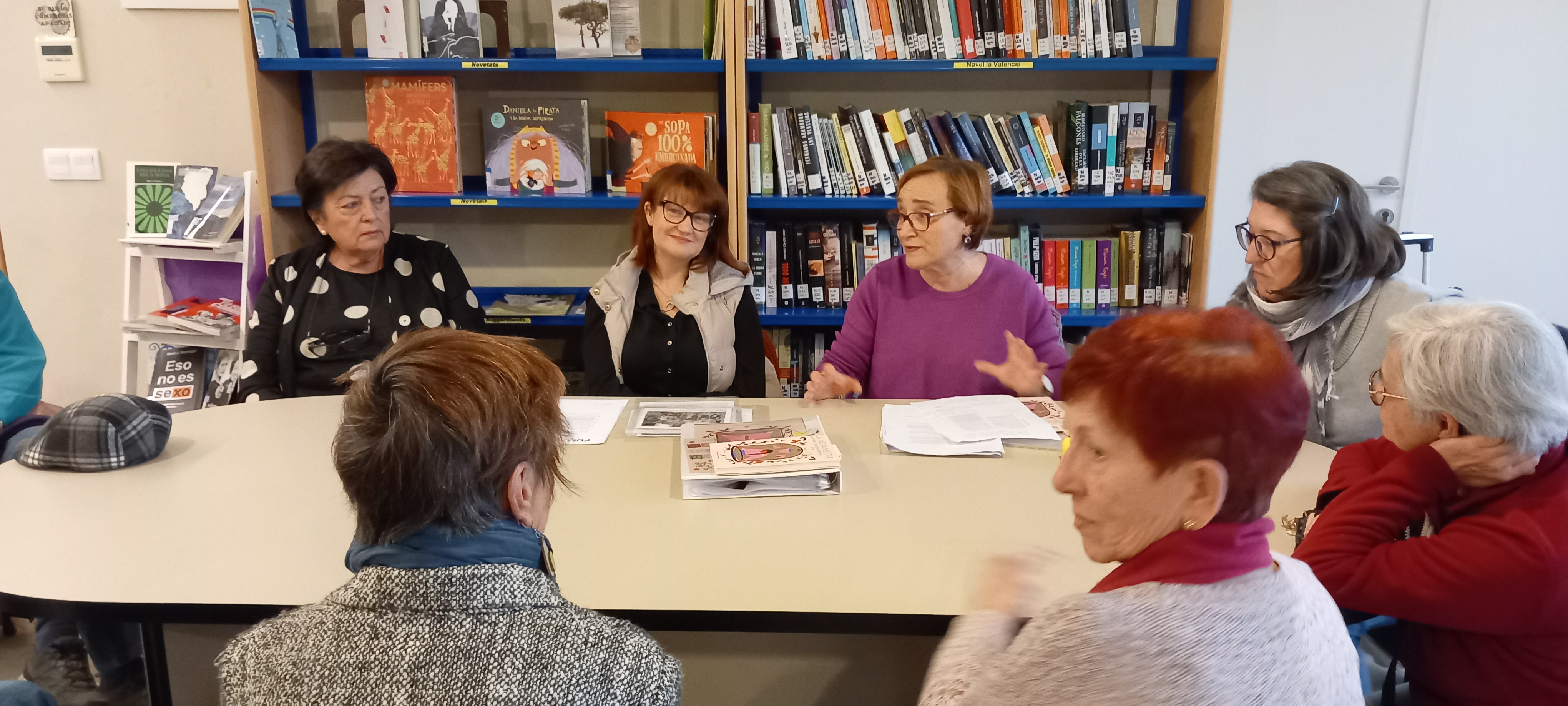 Encuentro Carme Cardona Biblioteca Olocau 2