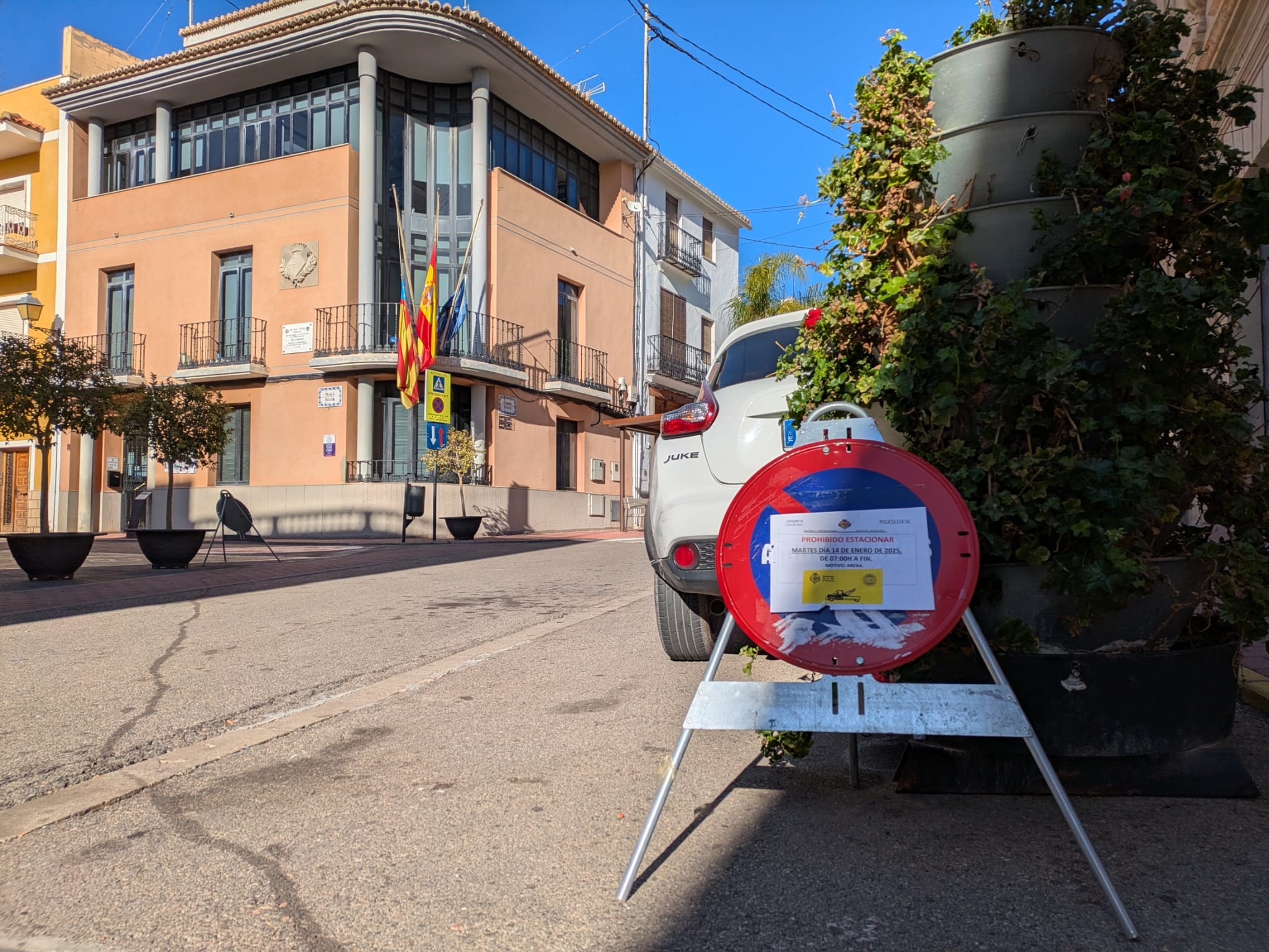 Foto prohibici&oacute;n estacionar 2