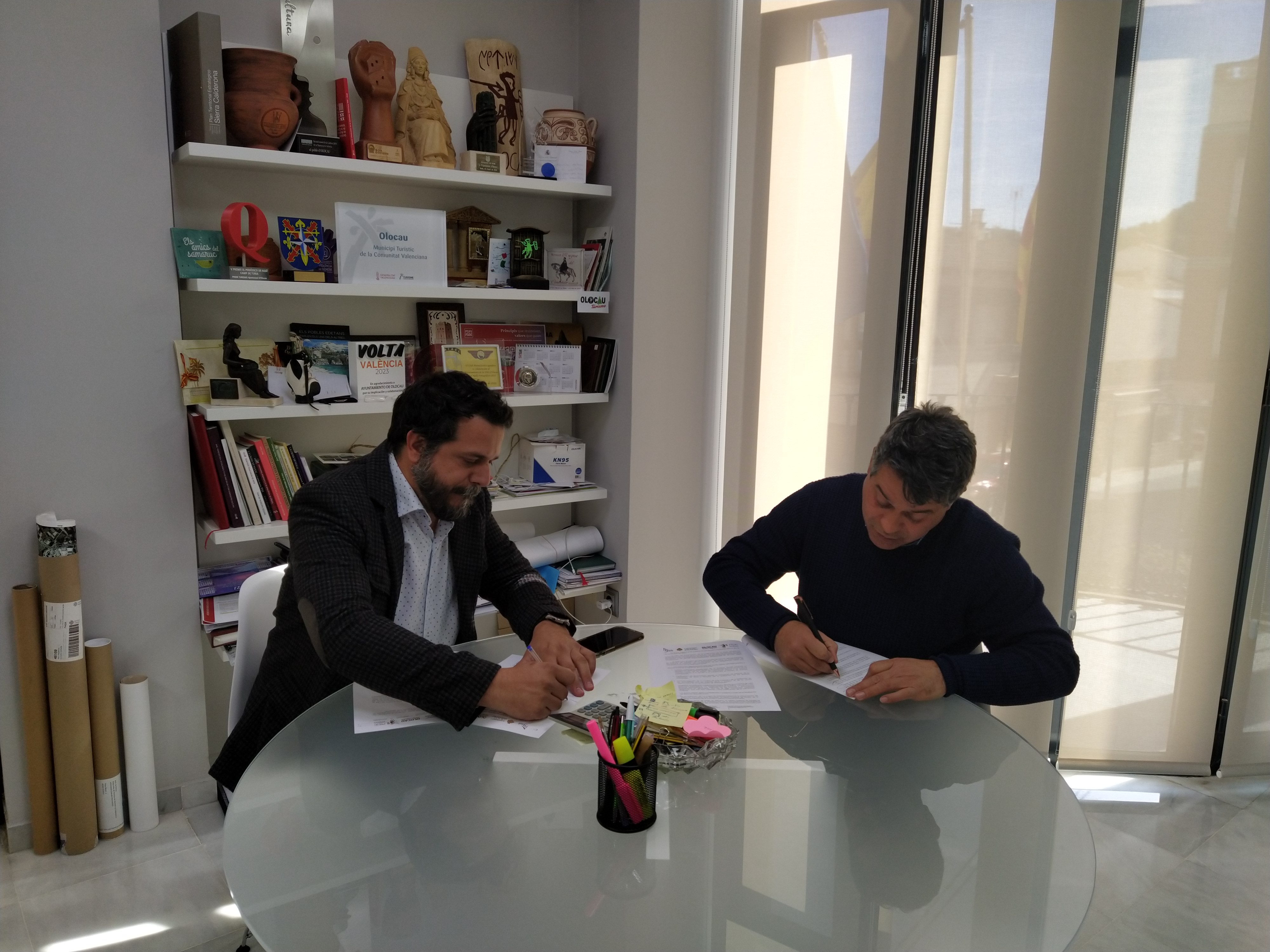 Firma convenio AMPA 2024 Olocau