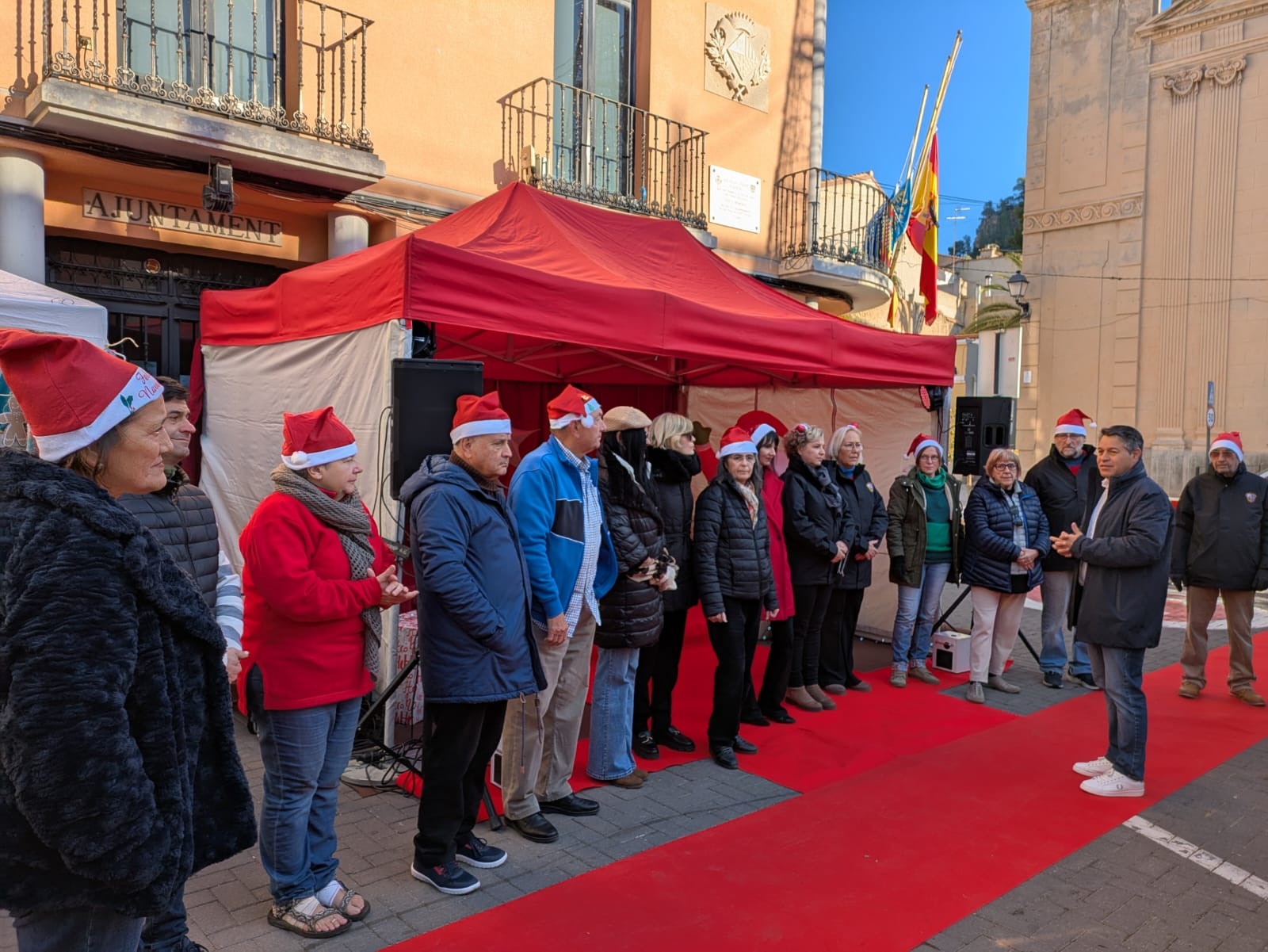 Mercado Navide&ntilde;o y visita de Pap&aacute; Noel 2024 Olocau 2