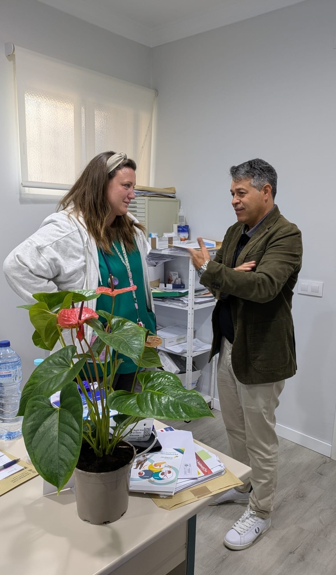 Foto despedida m&eacute;dica Olocau Sonia Murciano 2