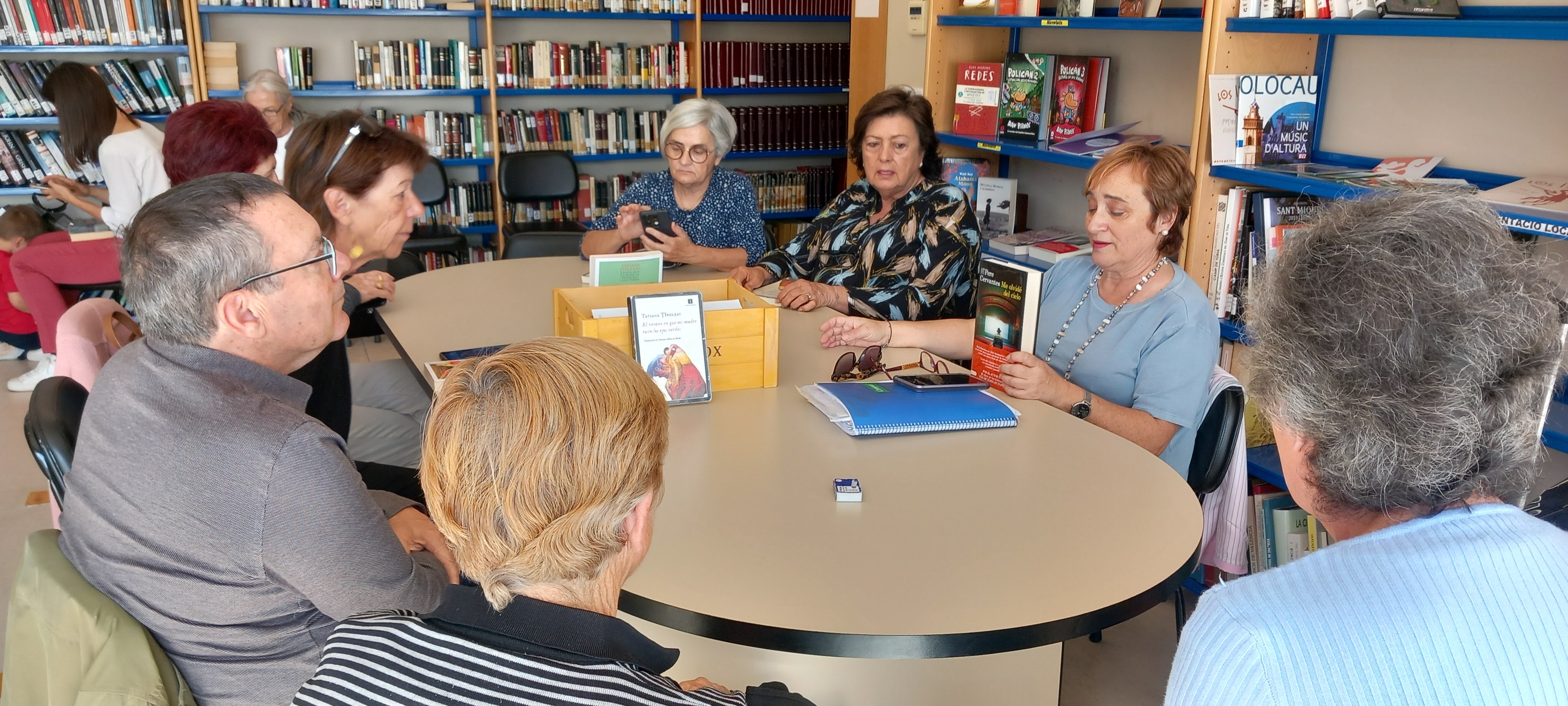 Club de Lectura Olocau mayo 2025 2