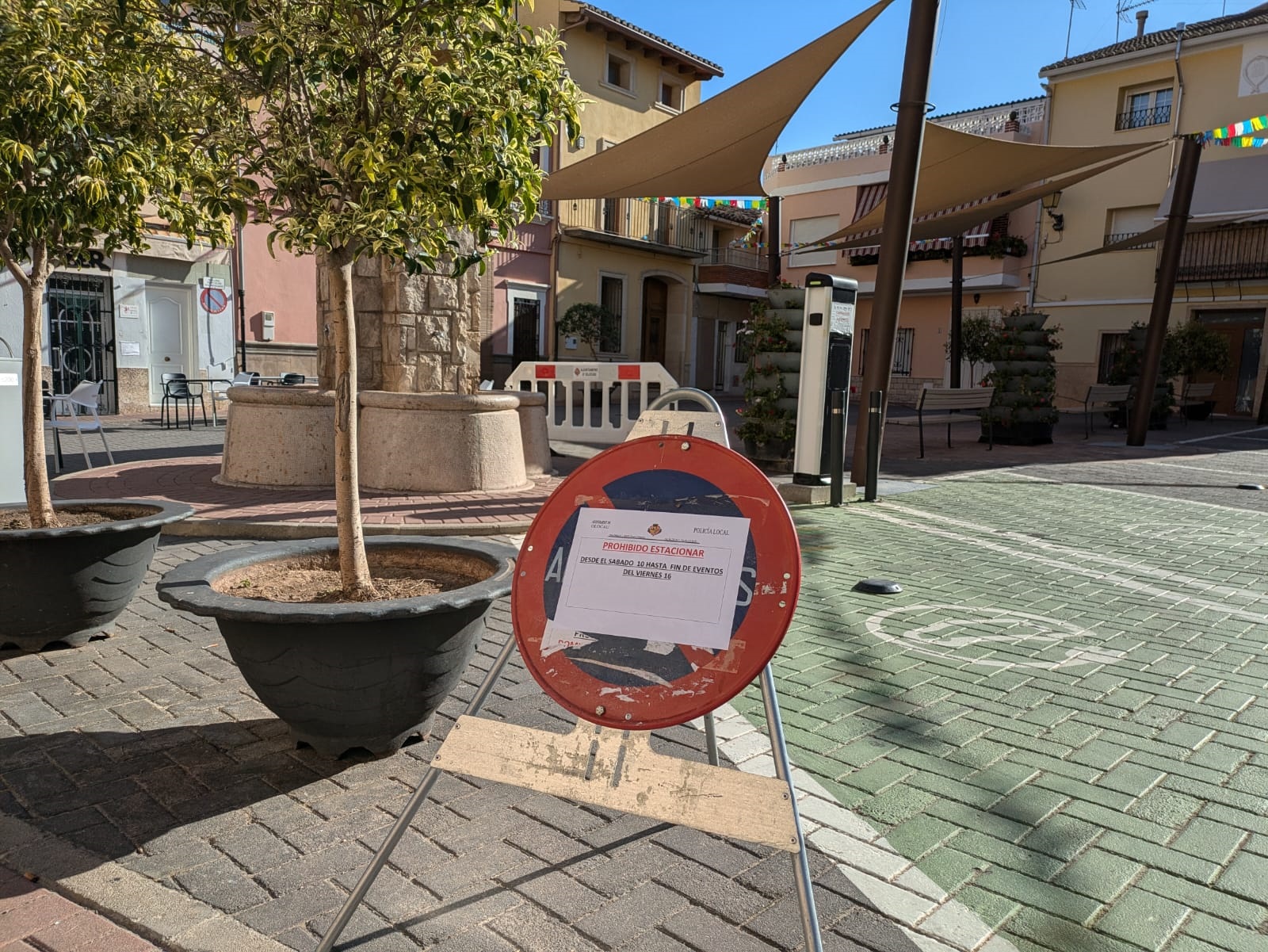 Prohibici&oacute;n estacionar 1 Olocau