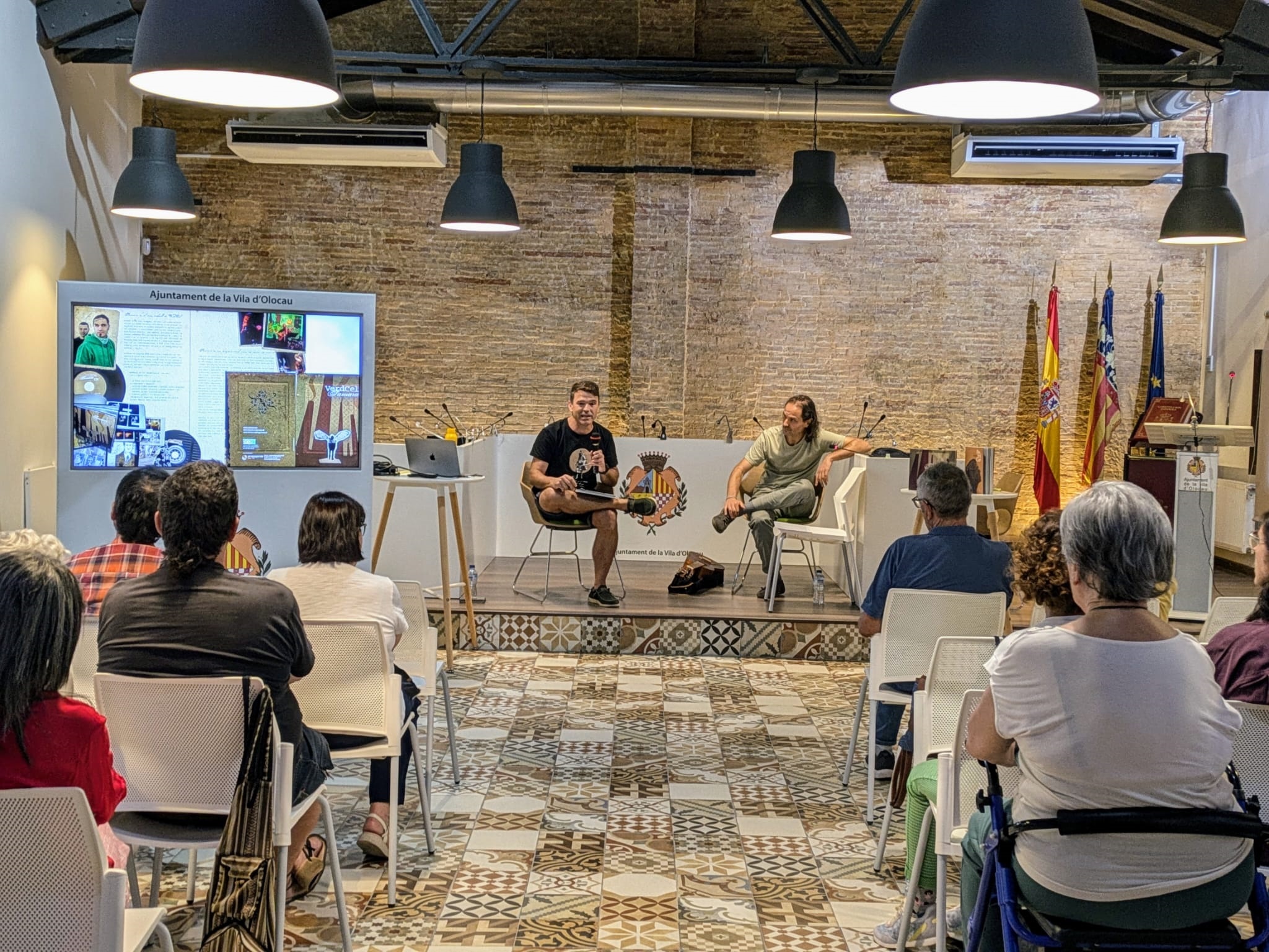 Presentaci&oacute;n libros-discos &lsquo;Petricor&rsquo; y &lsquo;ReS&agrave;mara&rsquo; Olocau 2