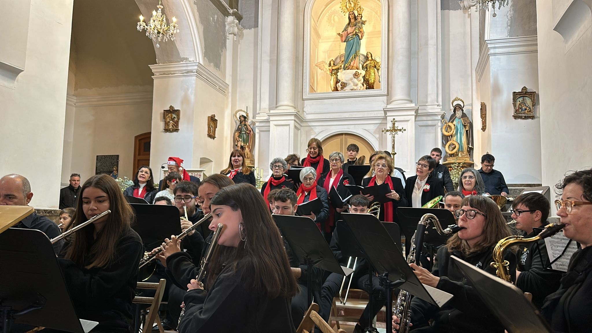 Concierto de Navidad Agrupaci&oacute;n Musical La Melod&iacute;a Olocau 1