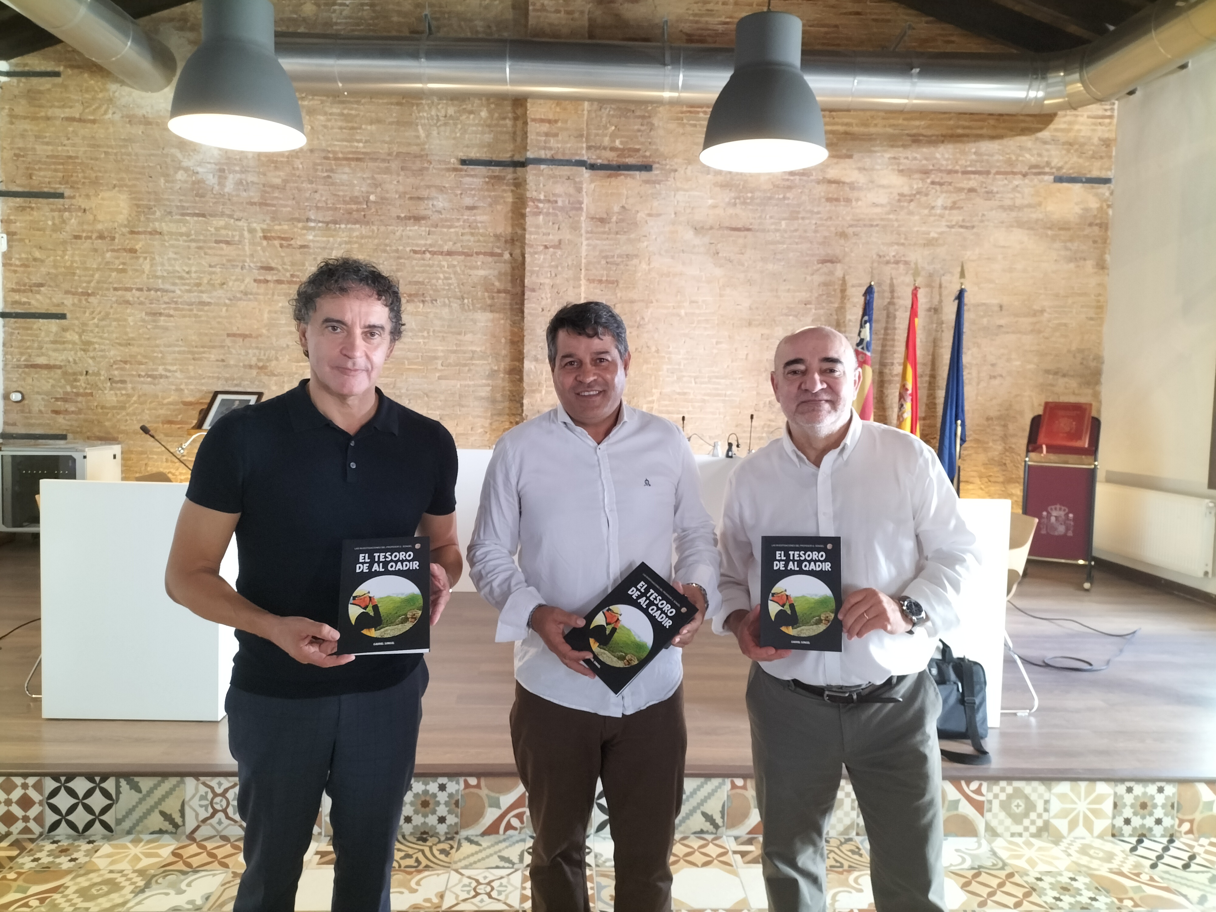 Presentaci&oacute;n libro Olocau 1