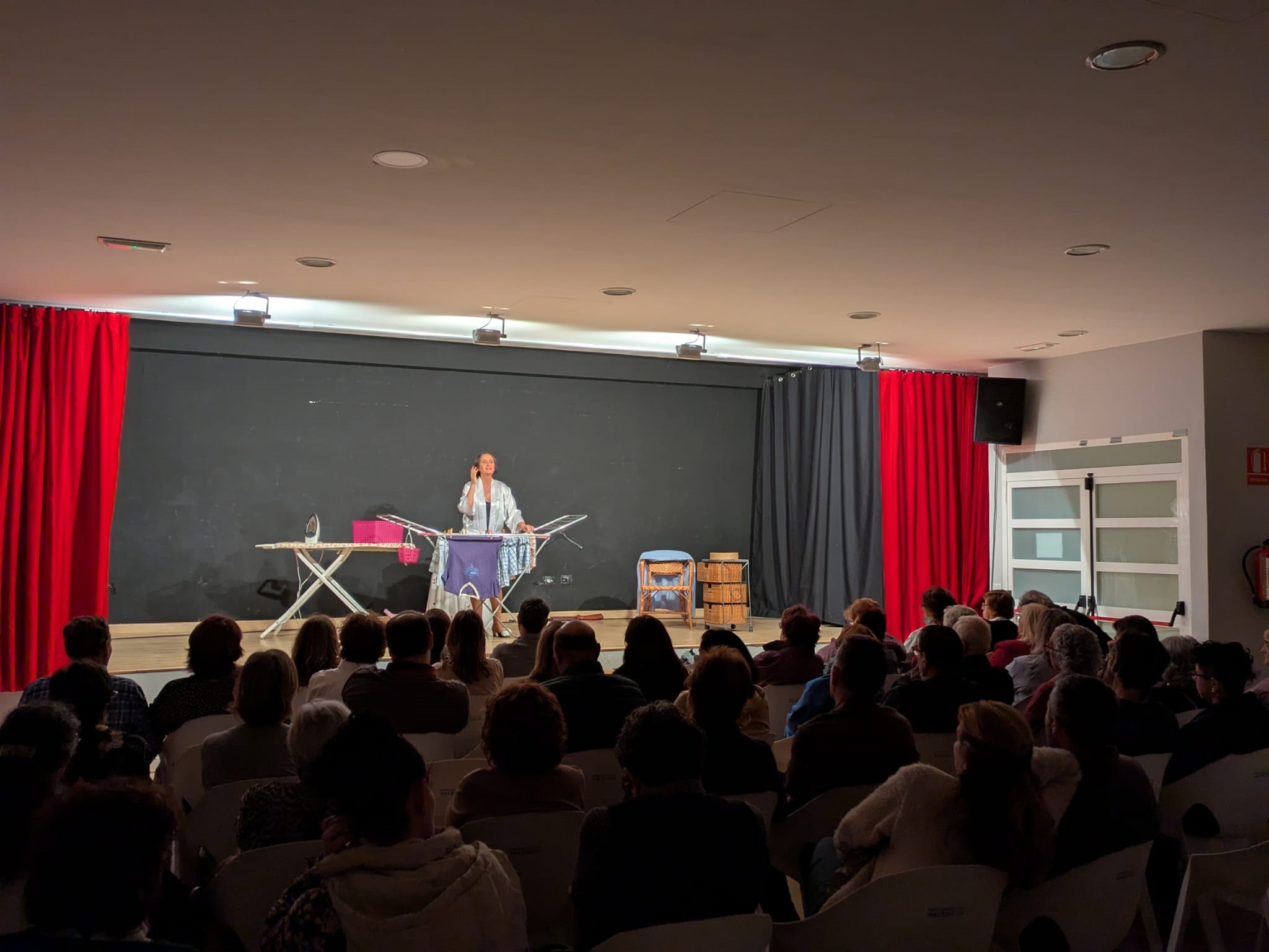 Monòleg La dona sola Olocau 2