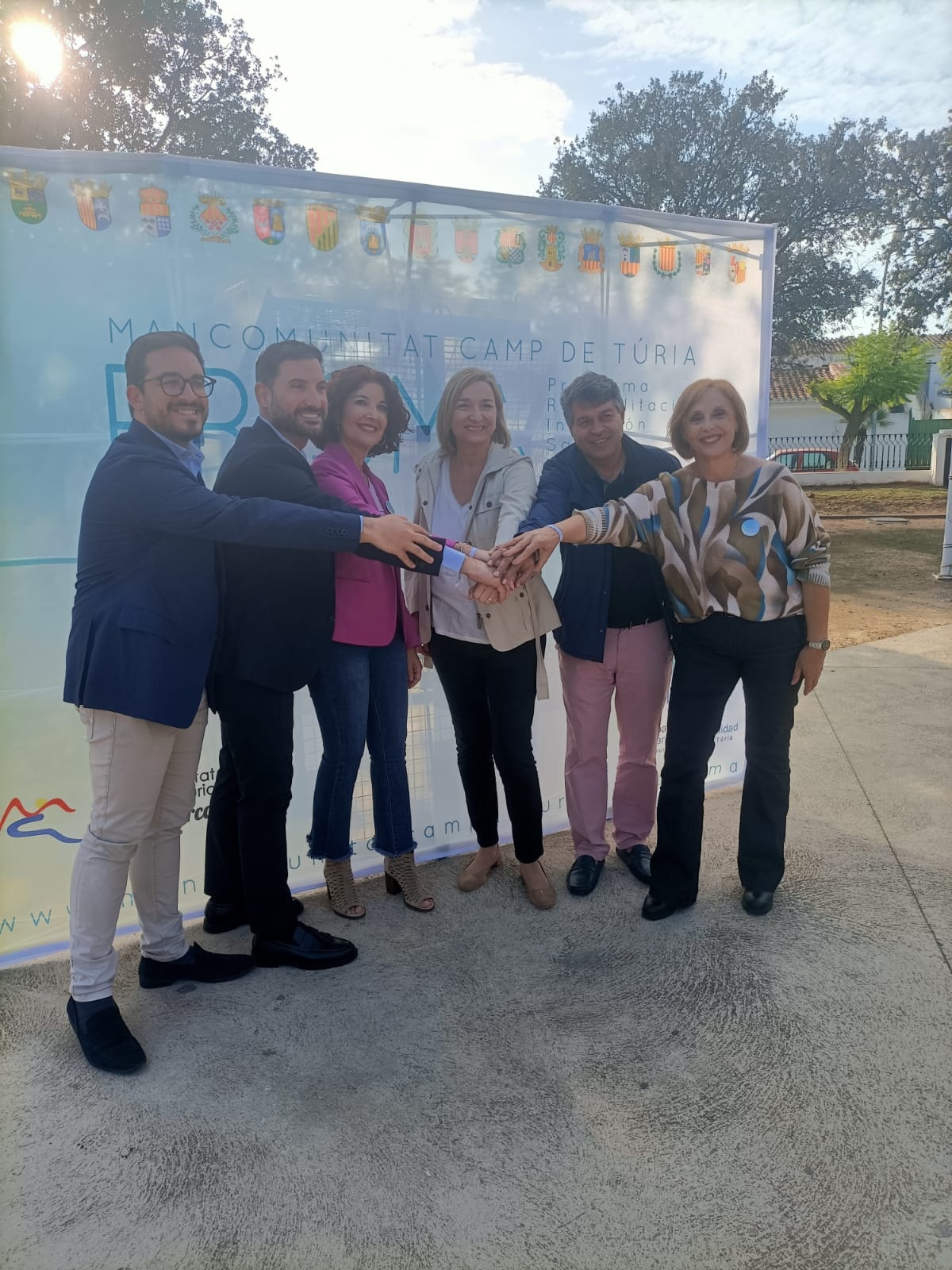 Antonio Ropero asiste al acto por el D&iacute;a Mundial de la Salud Mental en Marines 3