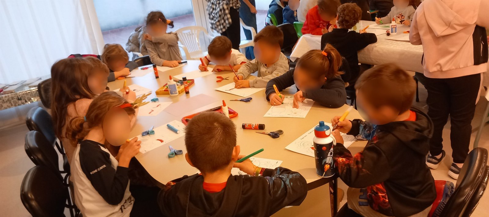 Taller infantil de manualitats Els amics de Nadal Olocau 1