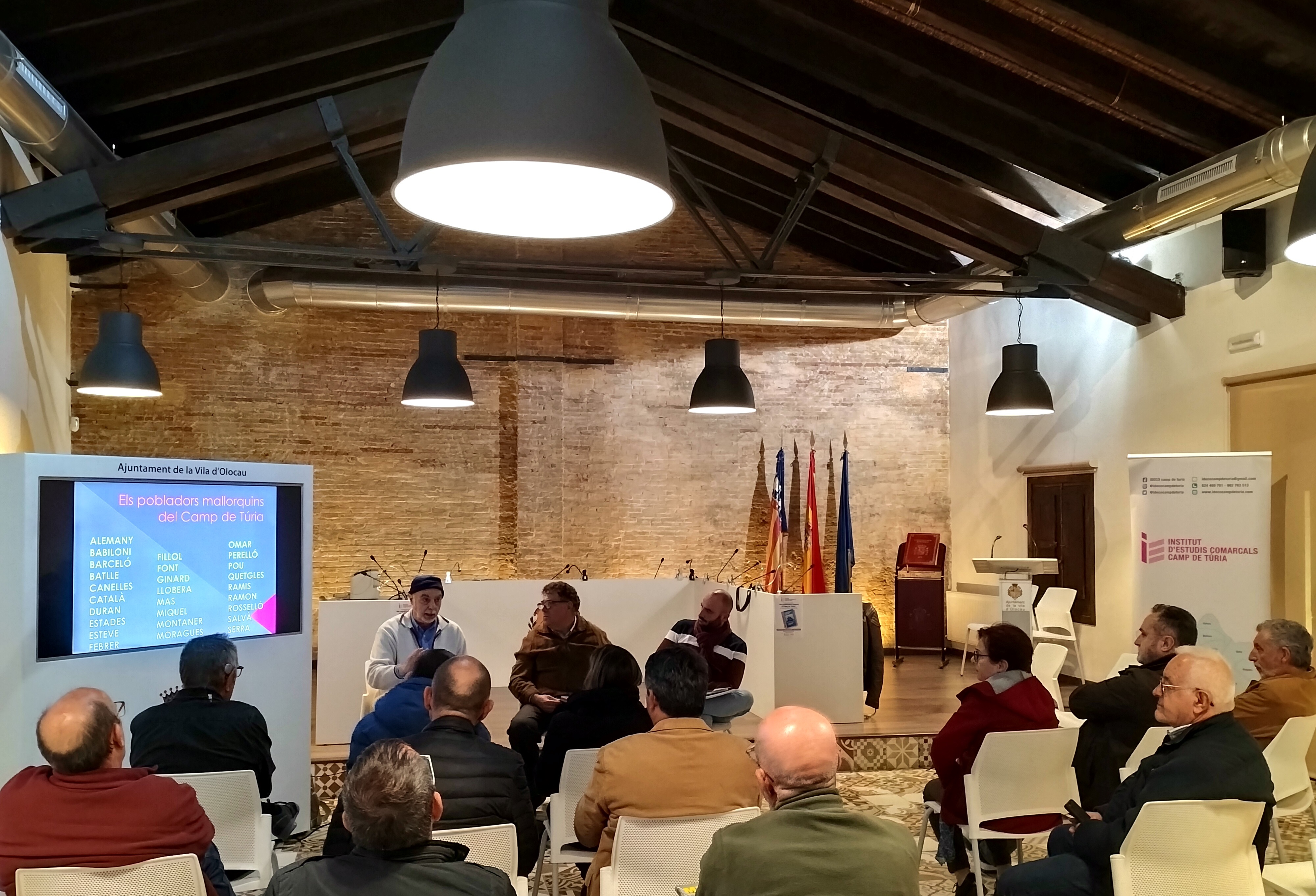 Foto presentaci&oacute;n libro &lsquo;Els repobladors balears al Camp de T&uacute;ria (1609-1650)&rsquo; Olocau - 2