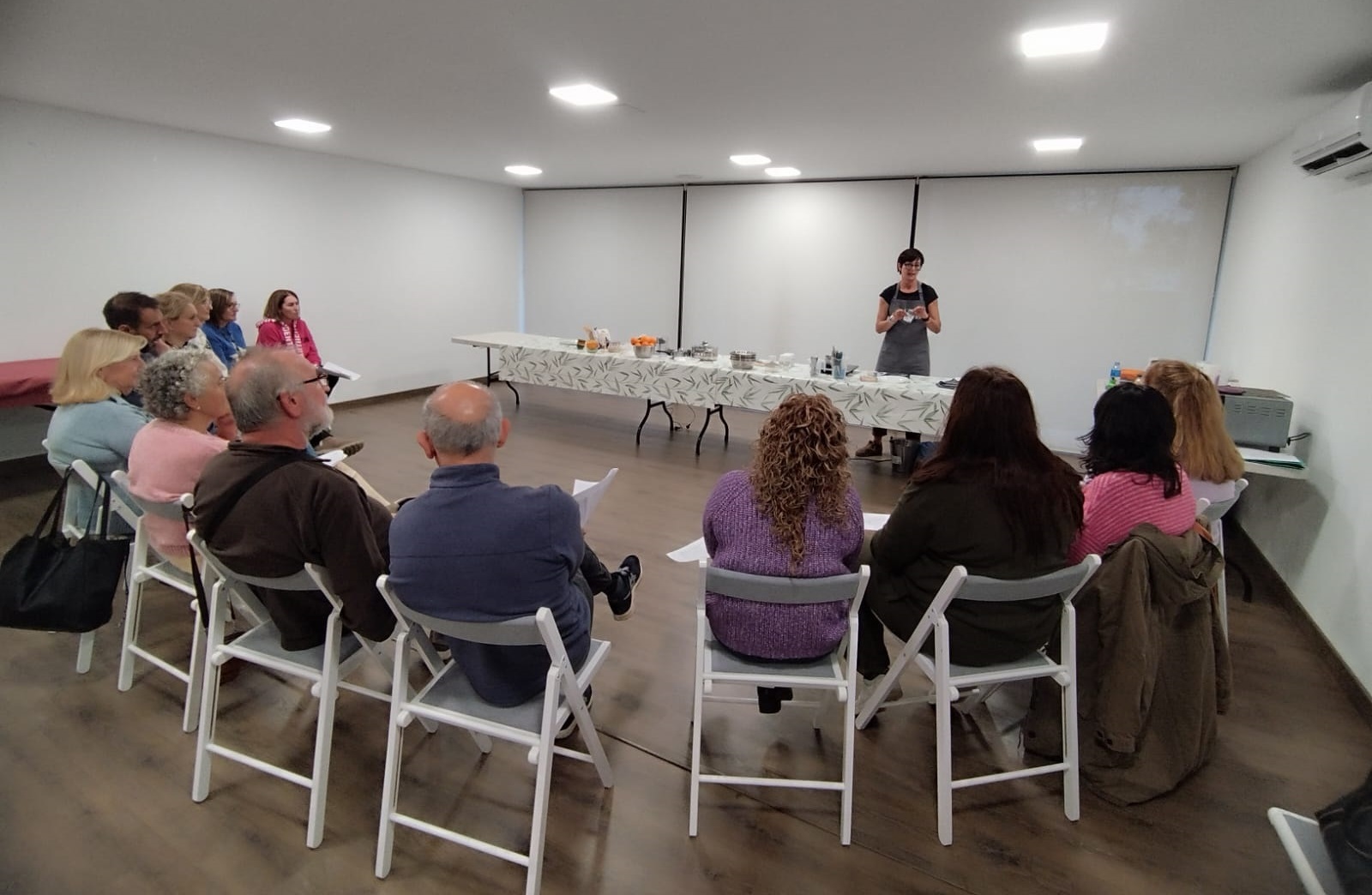 Taller de postres festivos nutritivos Olocau 2