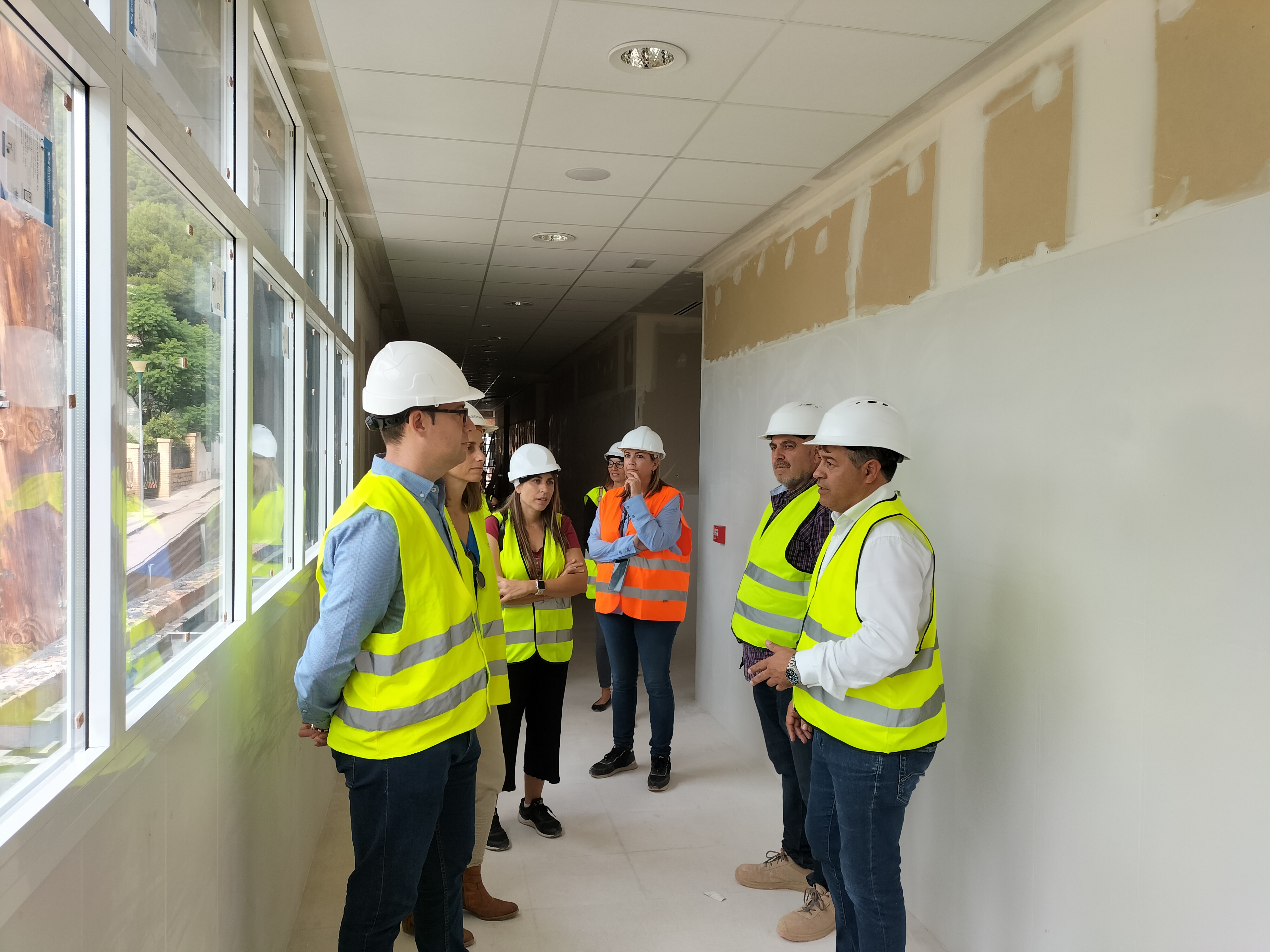 Foto visita DG Infraestructuras Educativas colegio Olocau - 2