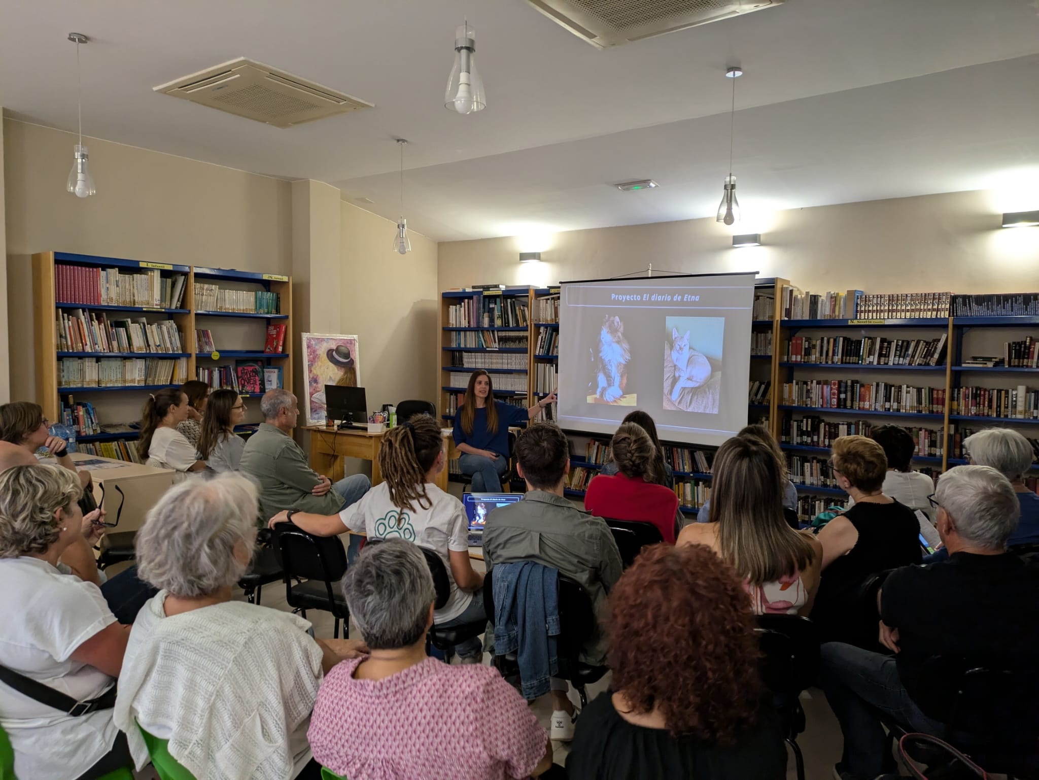 Presentaci&oacute;n libro Mar&iacute;a Tello Olocau 2