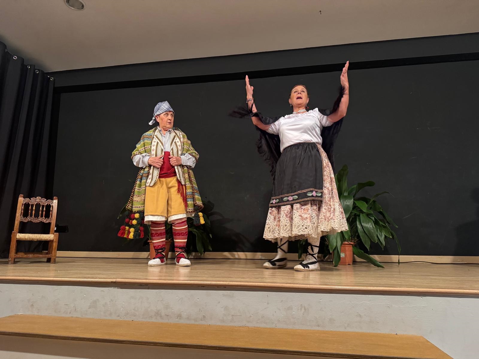 Representación sainete Pilar i Micalet - Amas de Casa de Olocau 1