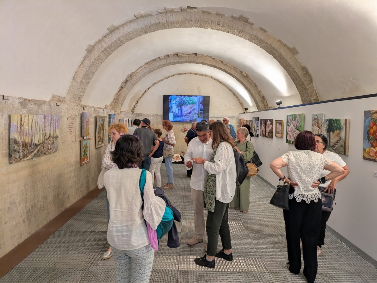 Olocau inaugura l'exposici&oacute; de pintura &lsquo;Mujeres que no se rinden&rsquo; 2