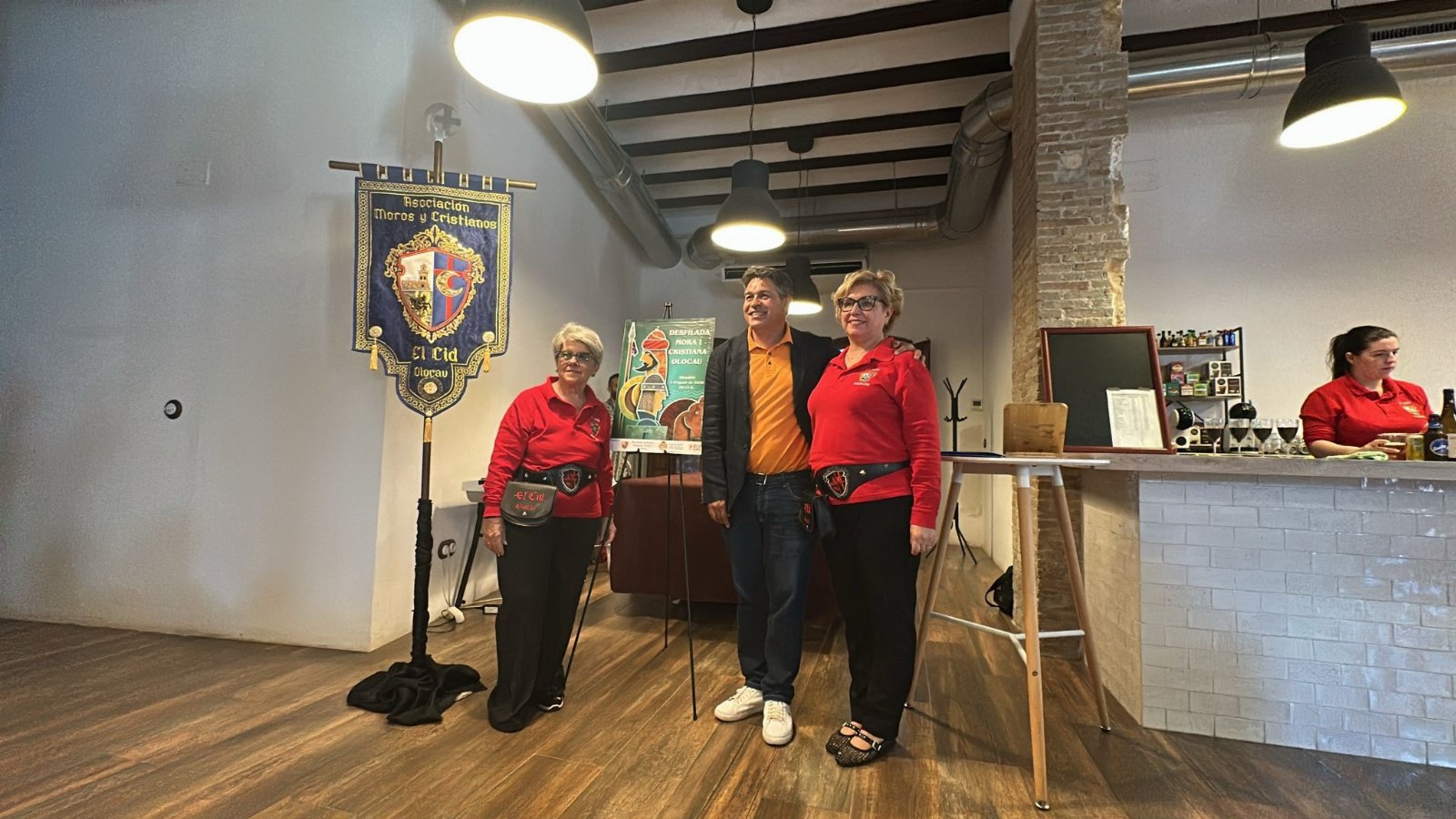 Presentació del nou estendard de l'Associació de Moros i Cristians