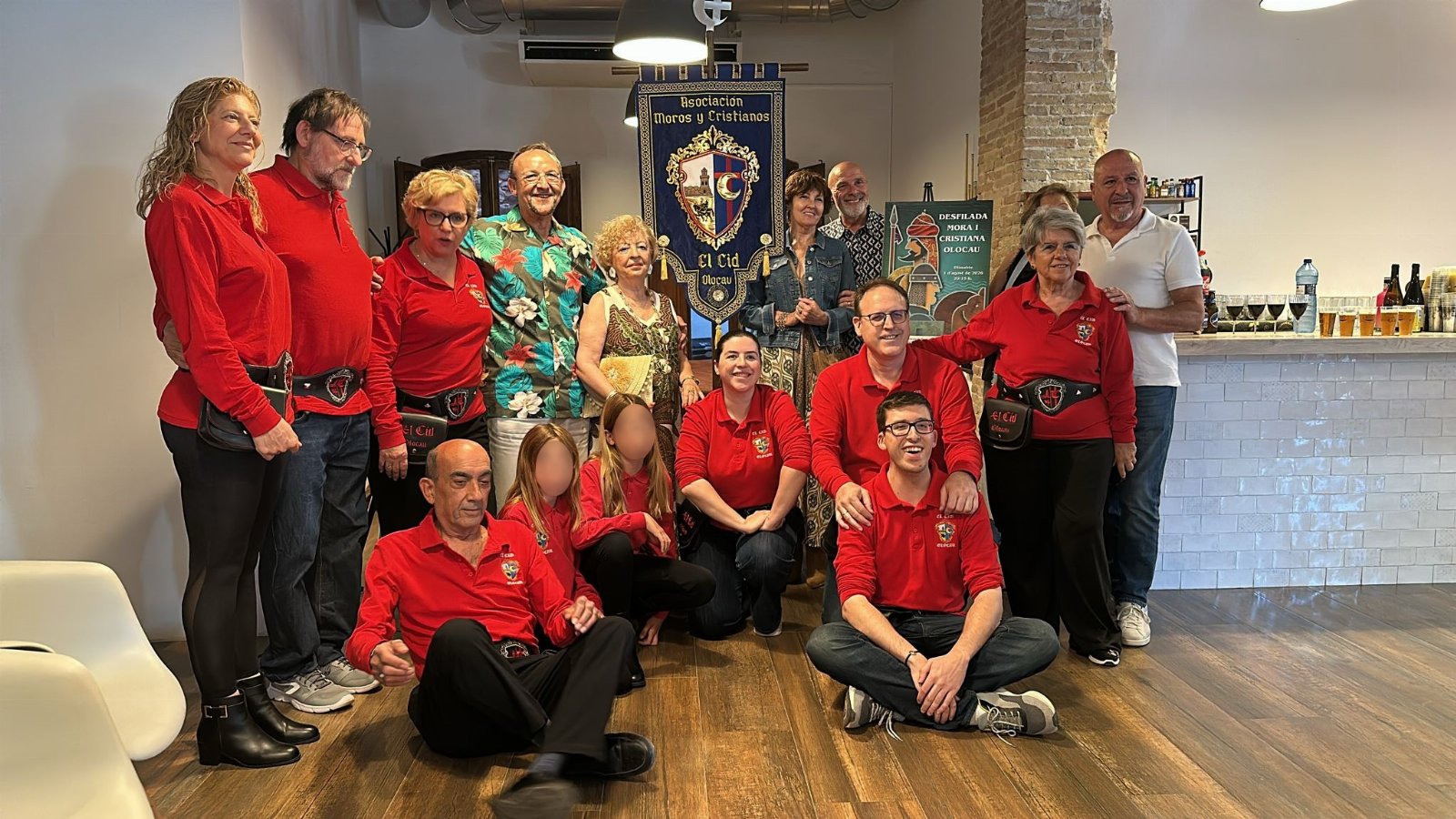 Presentació del nou estendard de l'Associació de Moros i Cristians