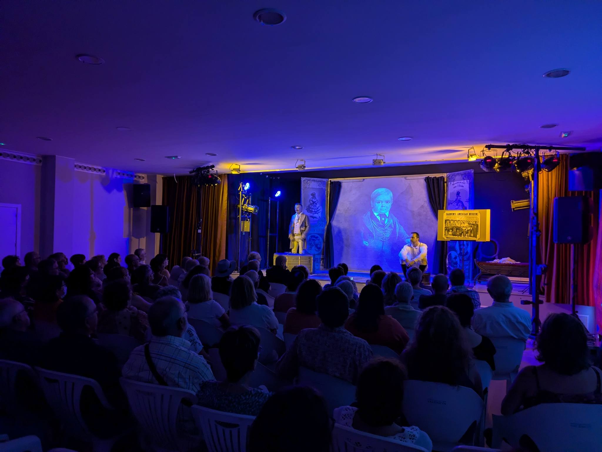 Representación teatro 'La mujer más fea del mundo' Olocau - 2