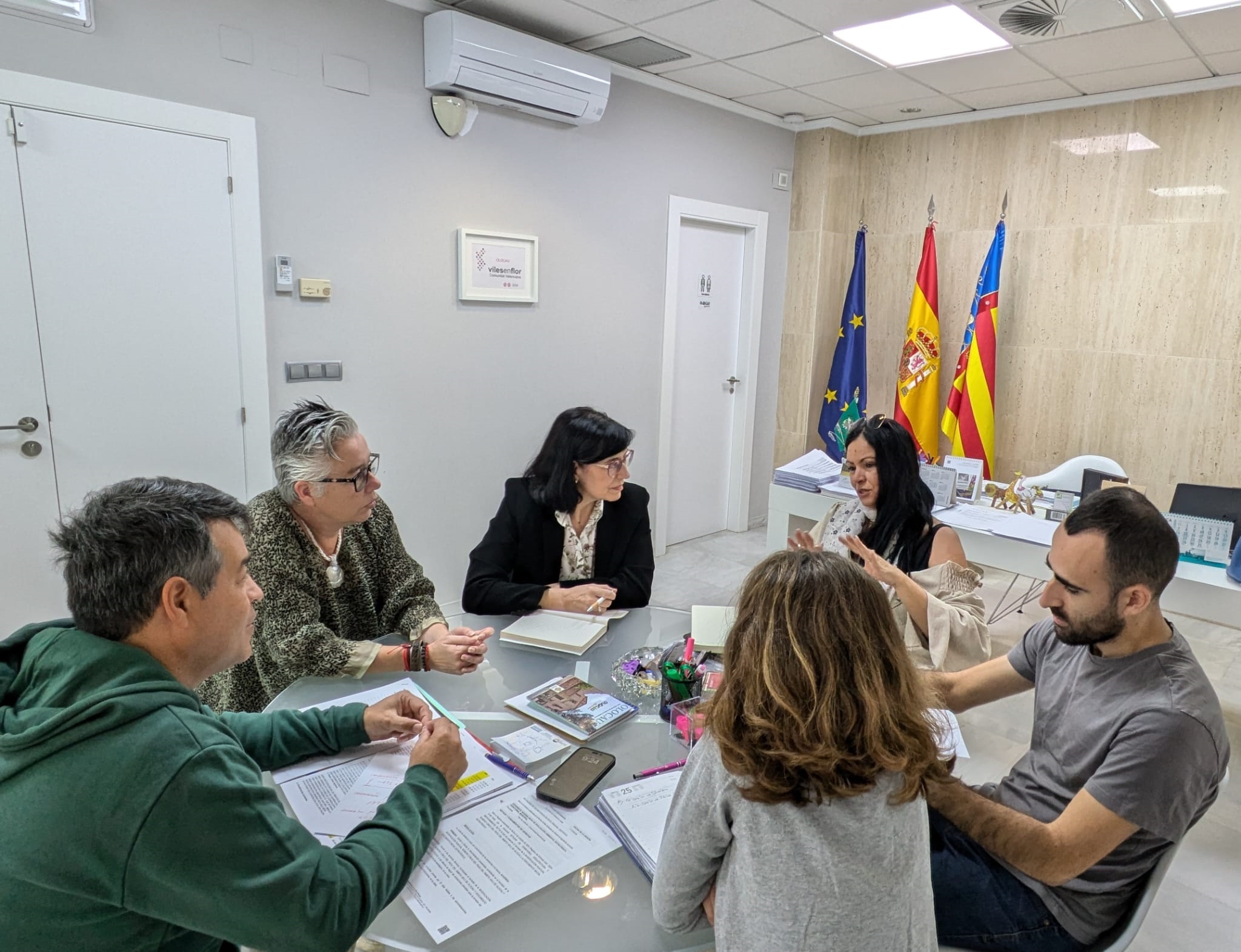 Foto reuni&oacute;n Olocau con  t&eacute;cnicas Mancomunitat 2