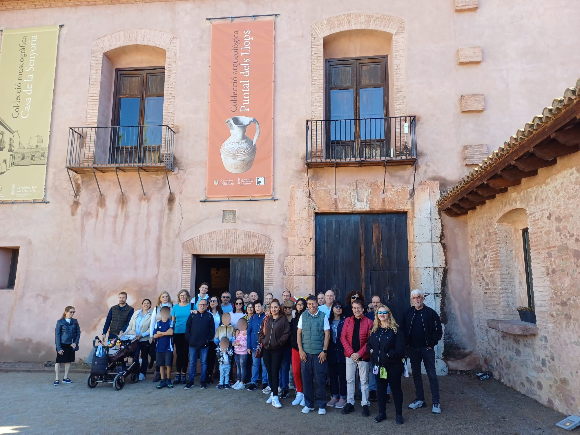 Foto visita AEVAV Olocau 1