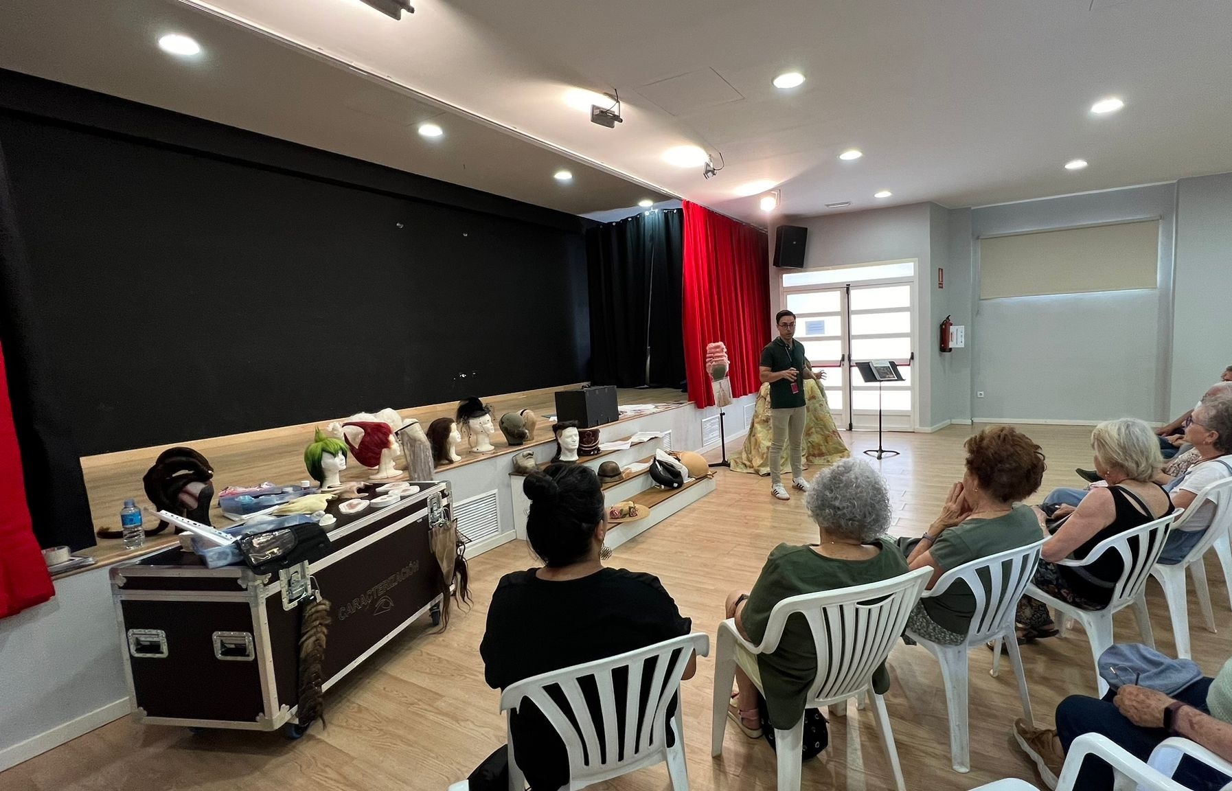 Taller &Ograve;pera en construcci&oacute; Olocau