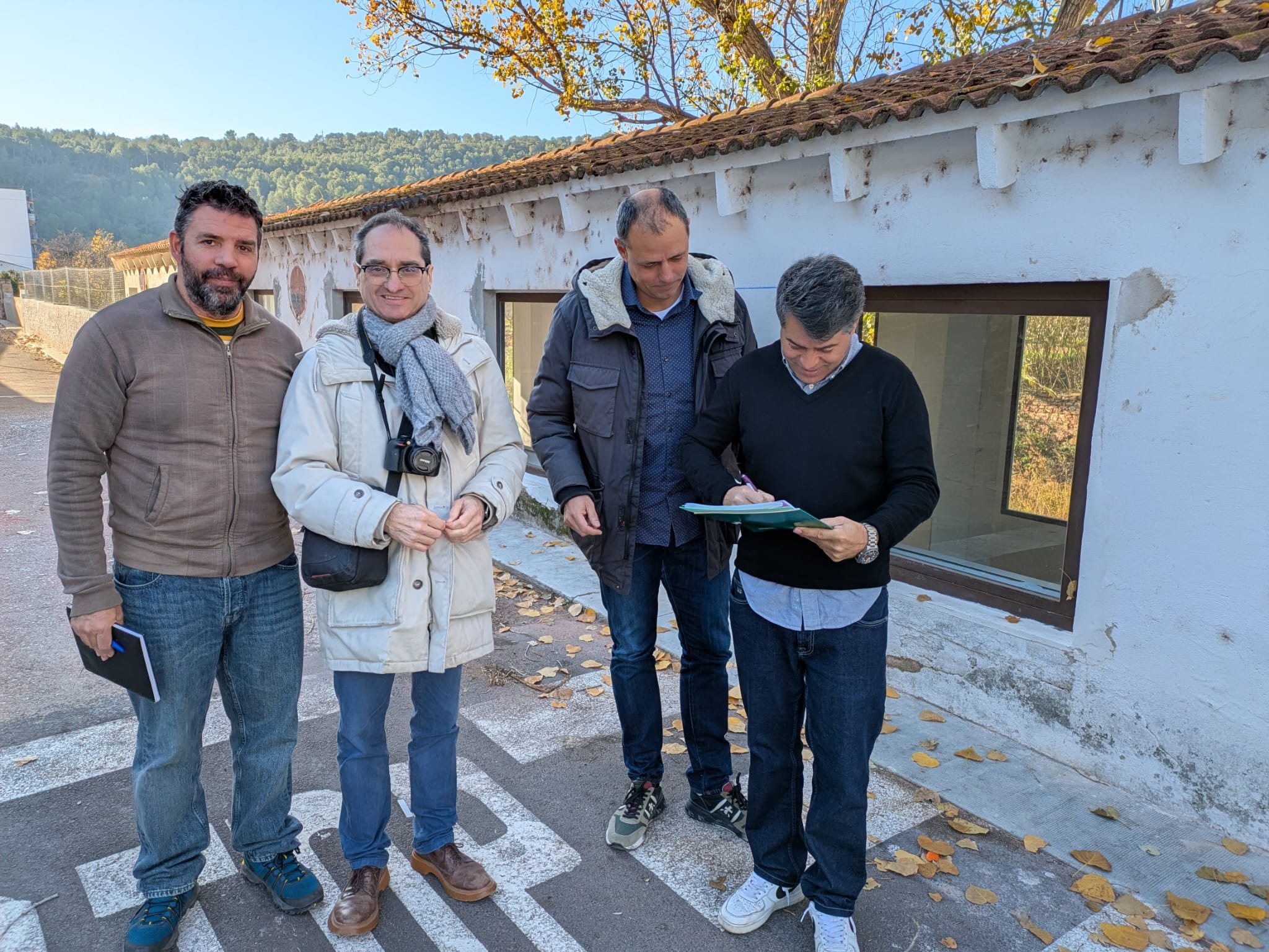 Firma segunda fase obras de acondicionamiento y habilitaci&oacute;n Lavadero Olocau 1