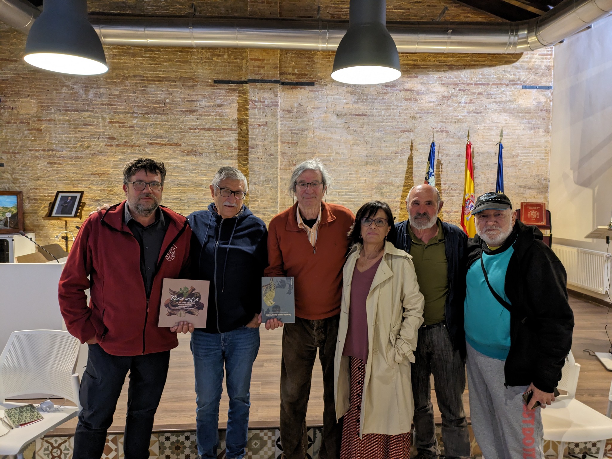 Presentaci&oacute;n libros Olocau - 1