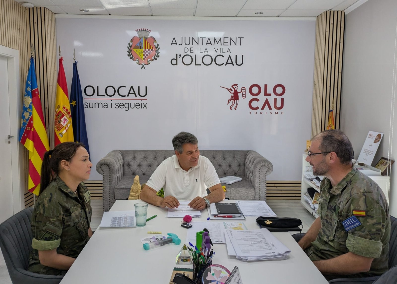 Reunió amb Regiment d'Operacions d'Informació 1 realització exercici instrucció militar Rubielos 26 a Olocau