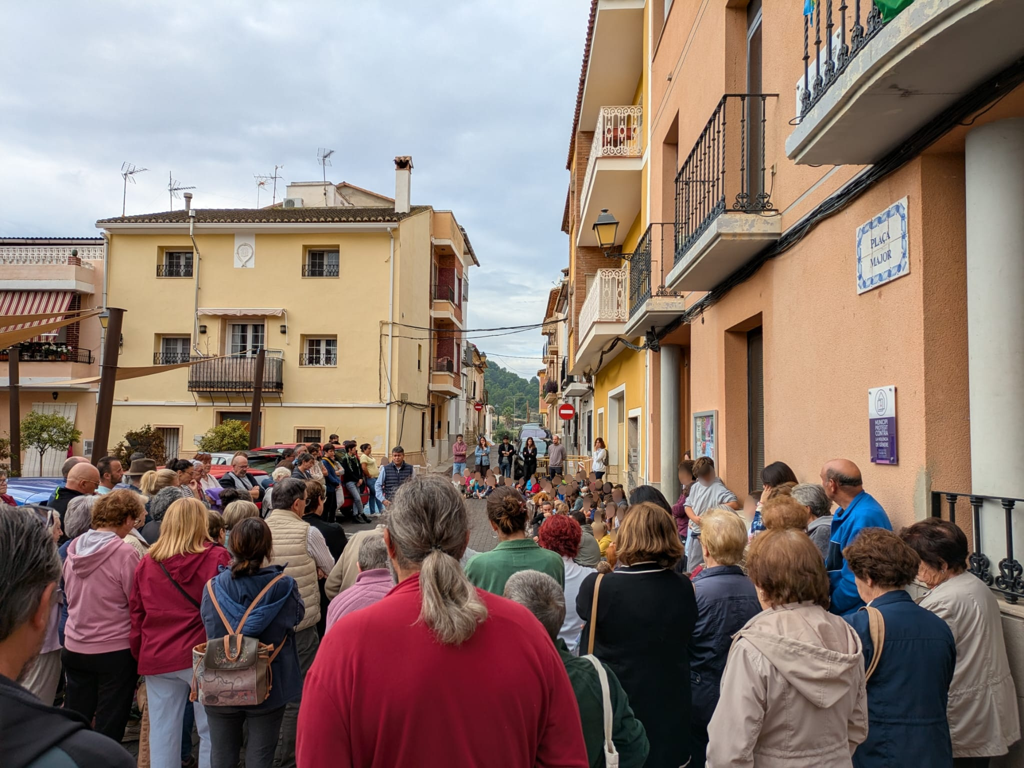 Cinco minutos de silencio dana Olocau 1